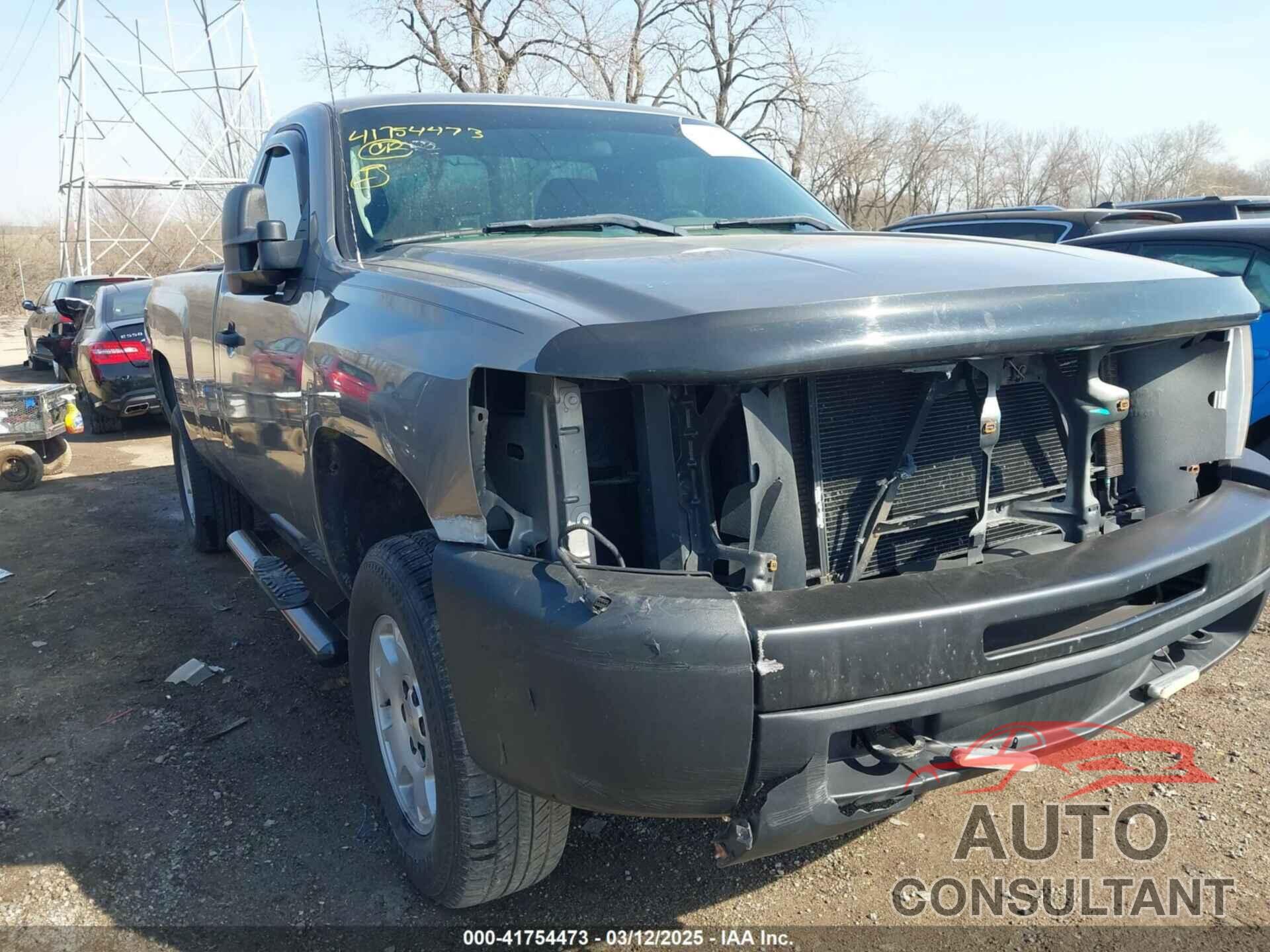 CHEVROLET SILVERADO 1500 2013 - 1GCNKPEX2DZ323403