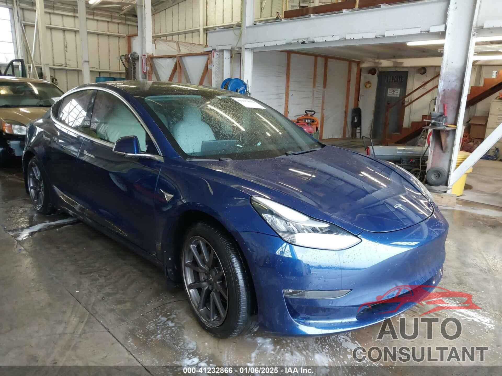 TESLA MODEL 3 2020 - 5YJ3E1EB1LF668541