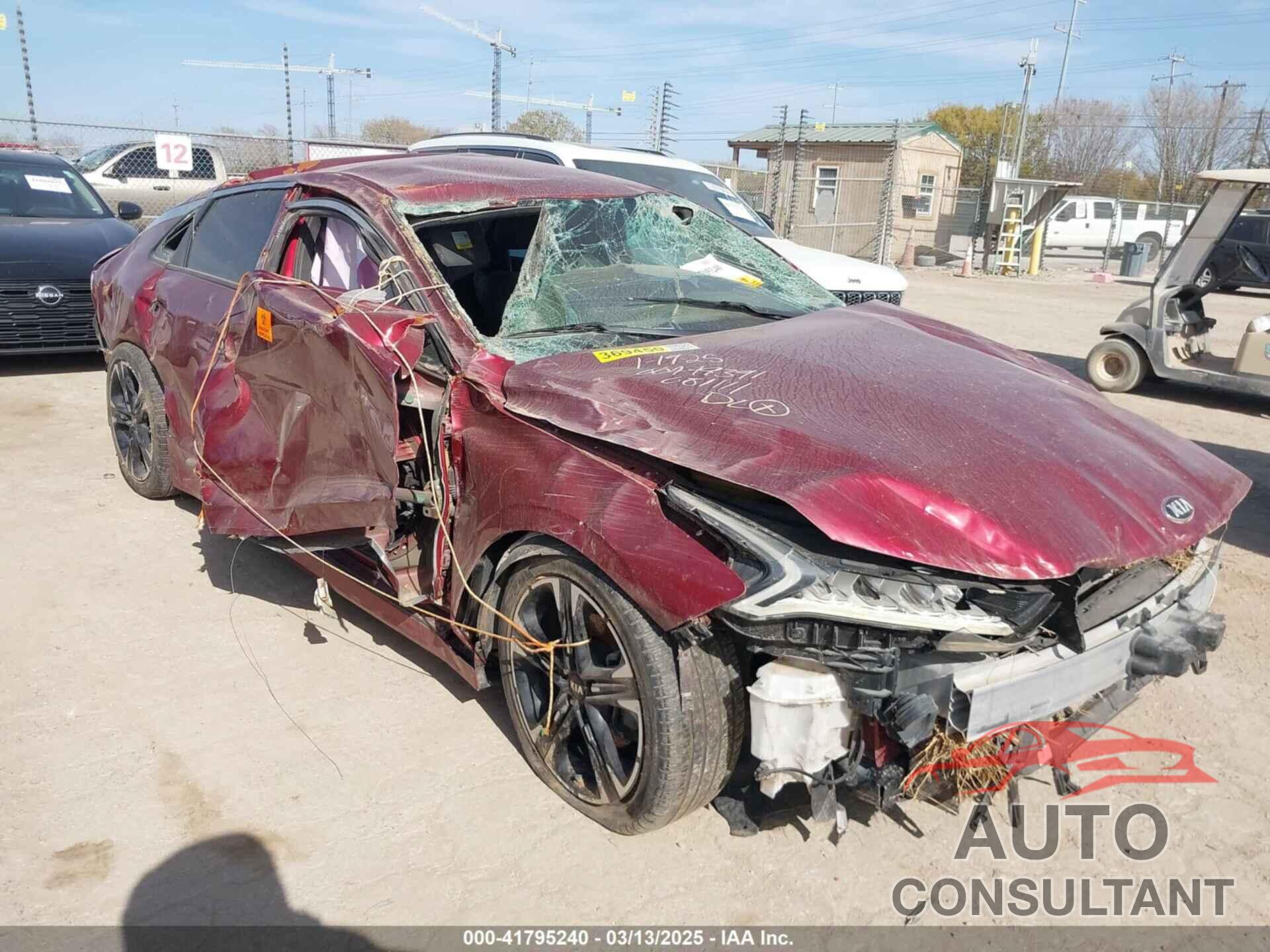 KIA K5 2021 - 5XXG64J24MG081111