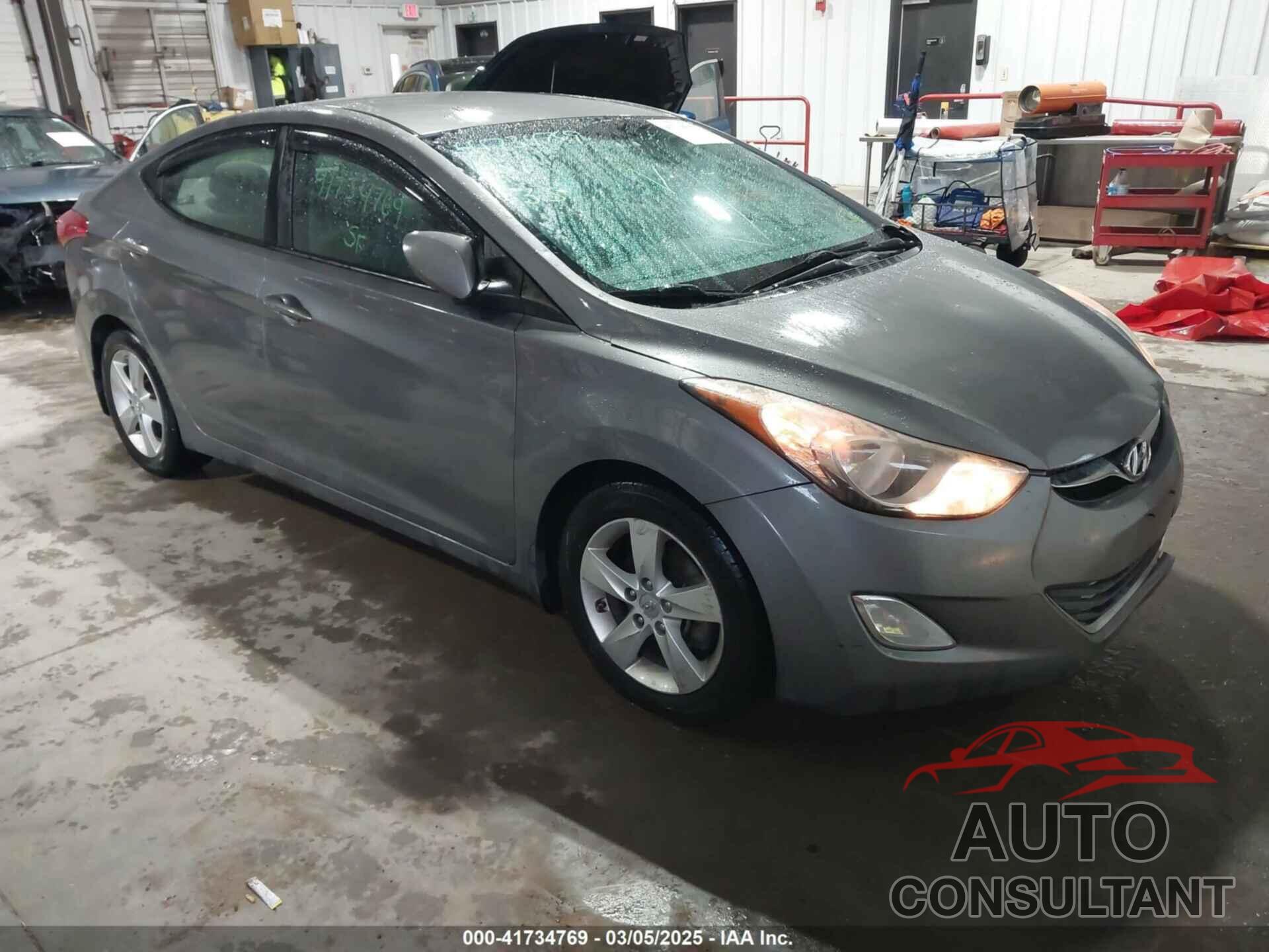 HYUNDAI ELANTRA 2013 - 5NPDH4AE3DH261806