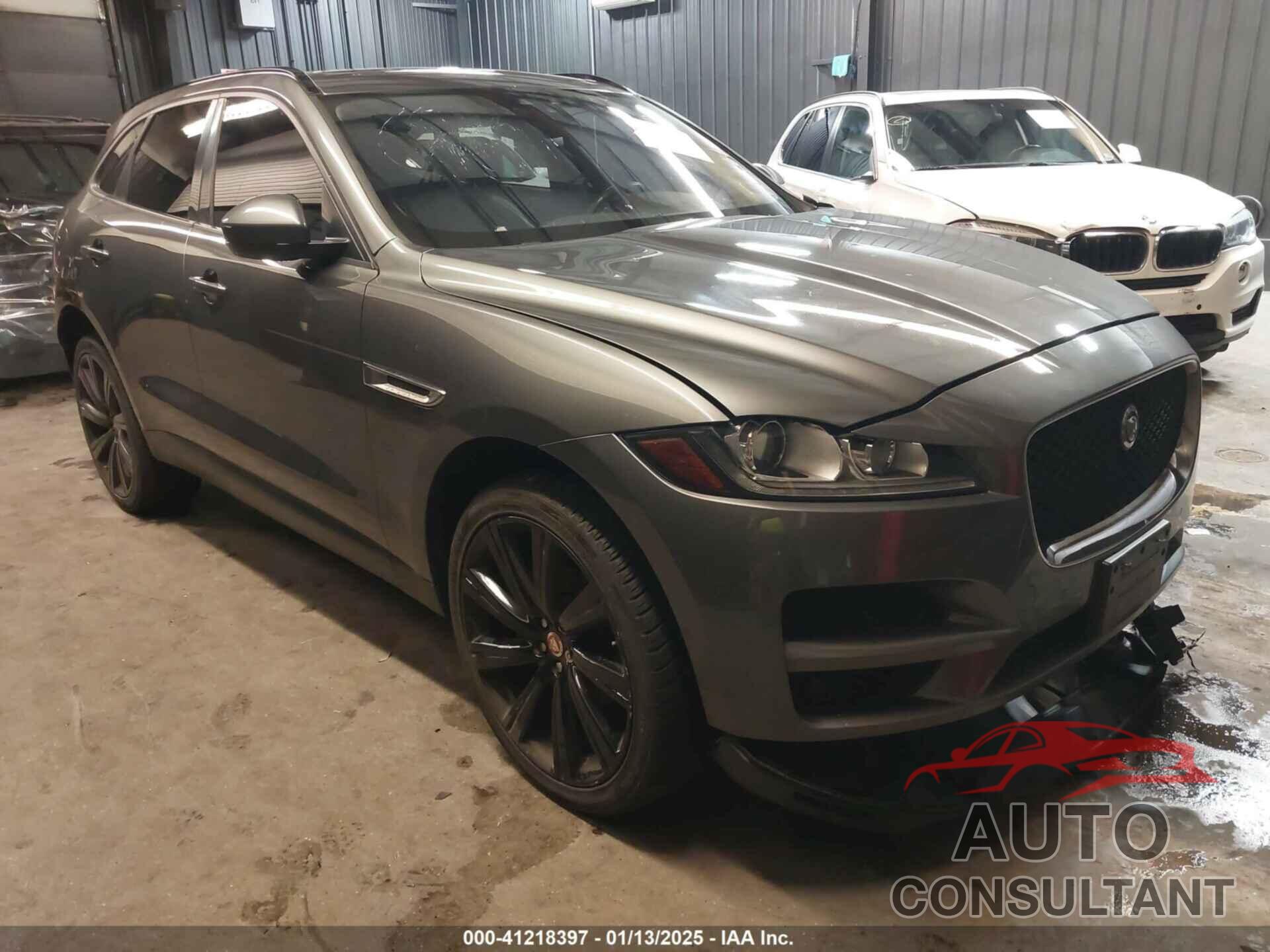 JAGUAR F-PACE 2018 - SADCJ2FX8JA291504