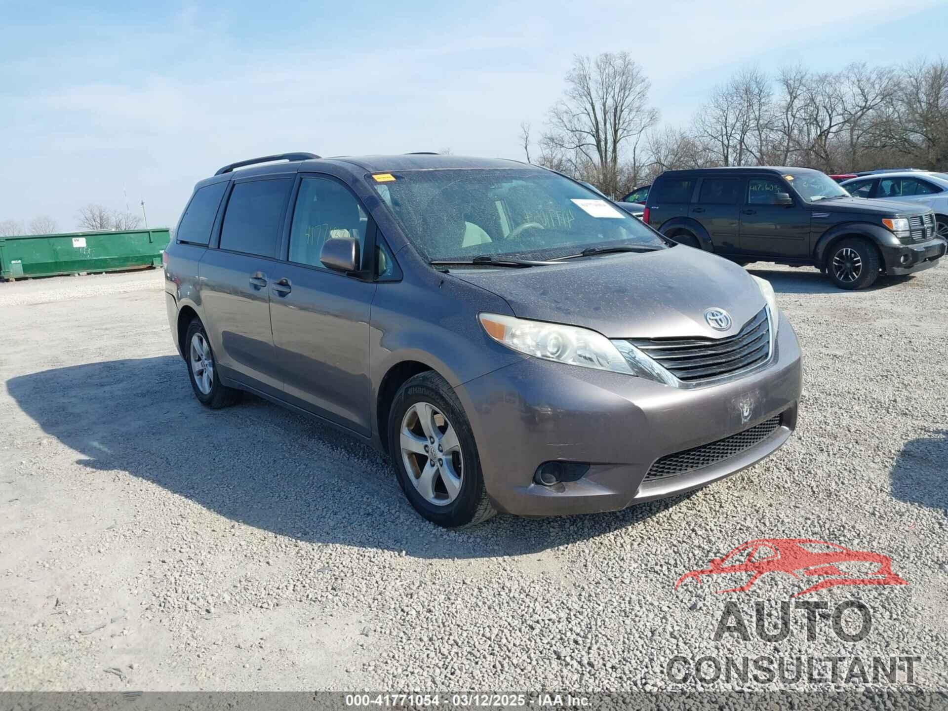 TOYOTA SIENNA 2013 - 5TDKK3DC2DS289863