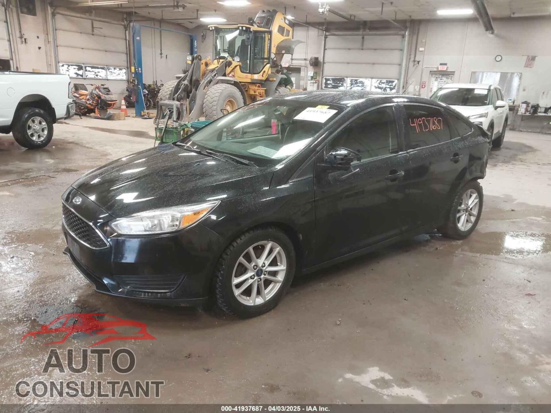 FORD FOCUS 2015 - 1FADP3F24FL285287