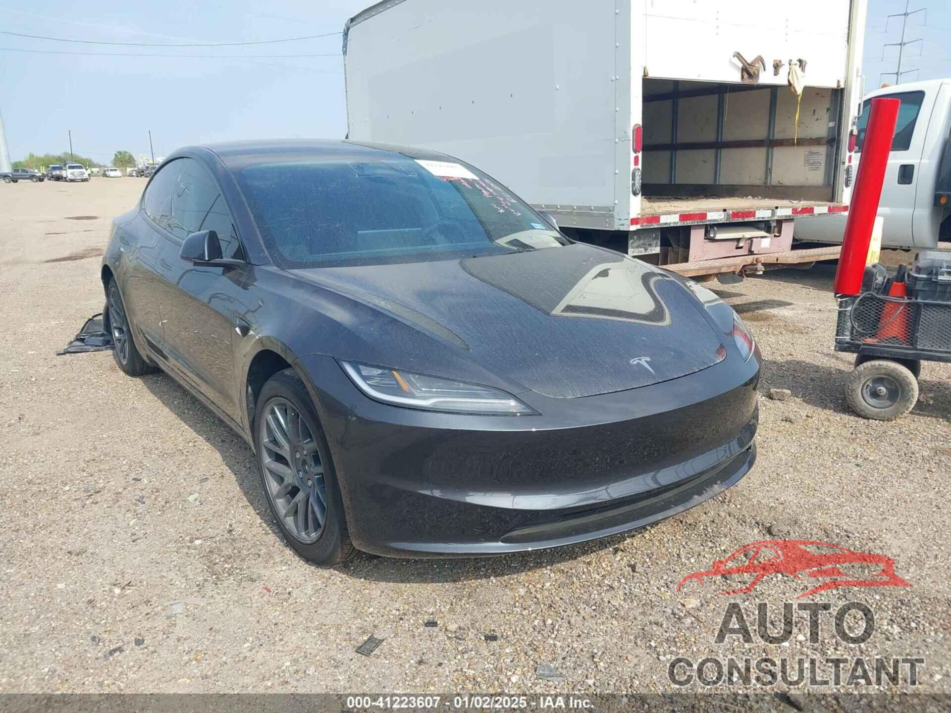 TESLA MODEL 3 2024 - 5YJ3E1EA7RF848199