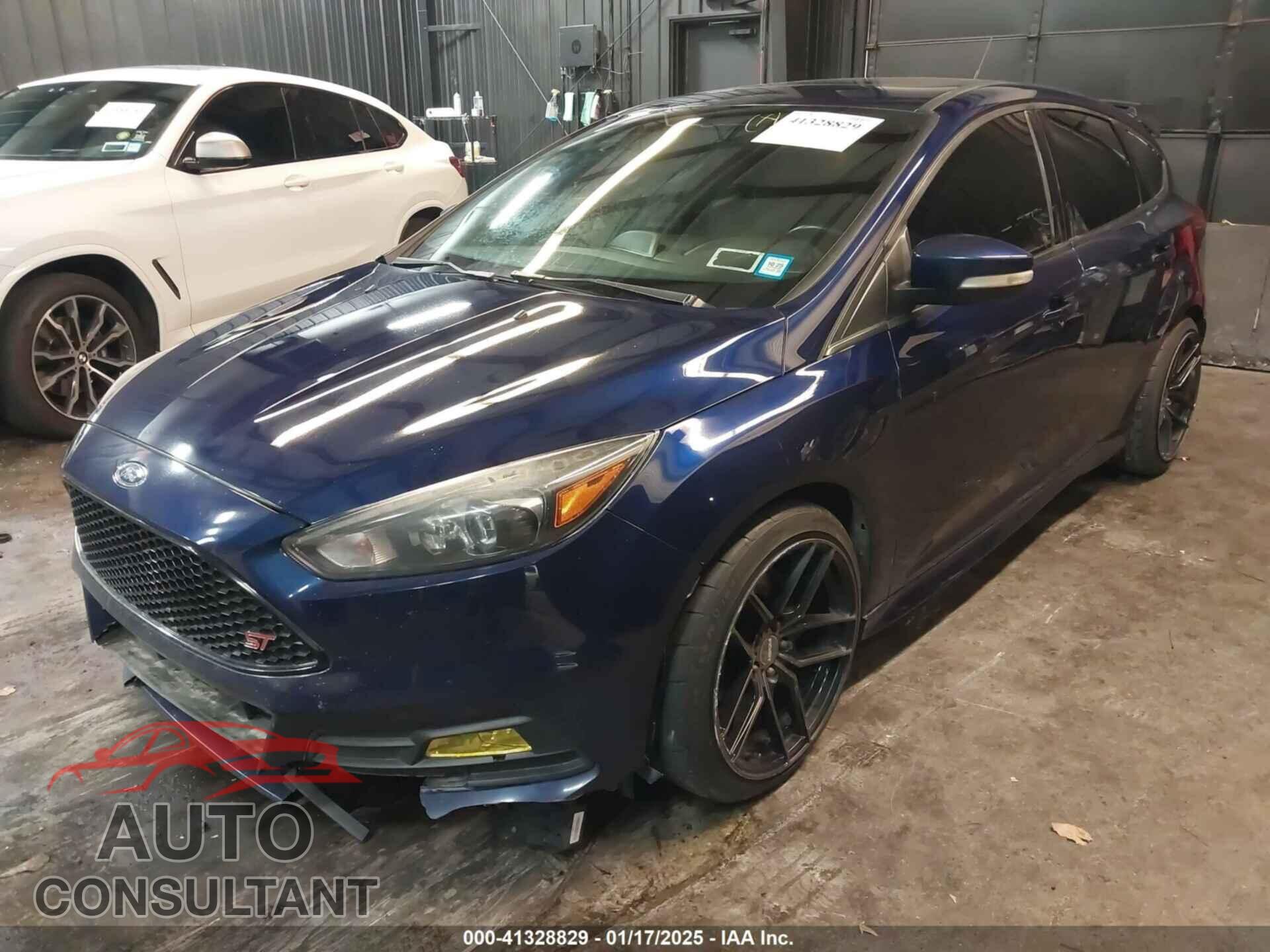 FORD FOCUS ST 2017 - 1FADP3L92HL326097