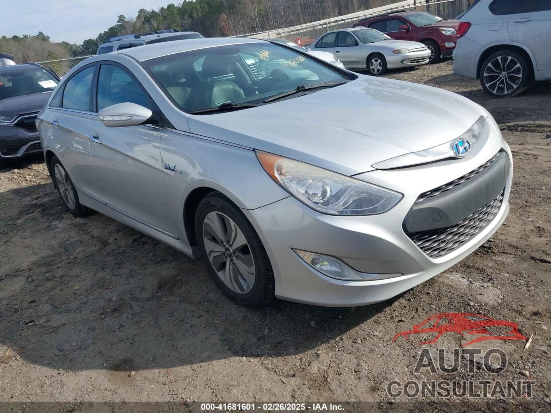 HYUNDAI SONATA HYBRID 2013 - KMHEC4A44DA100961