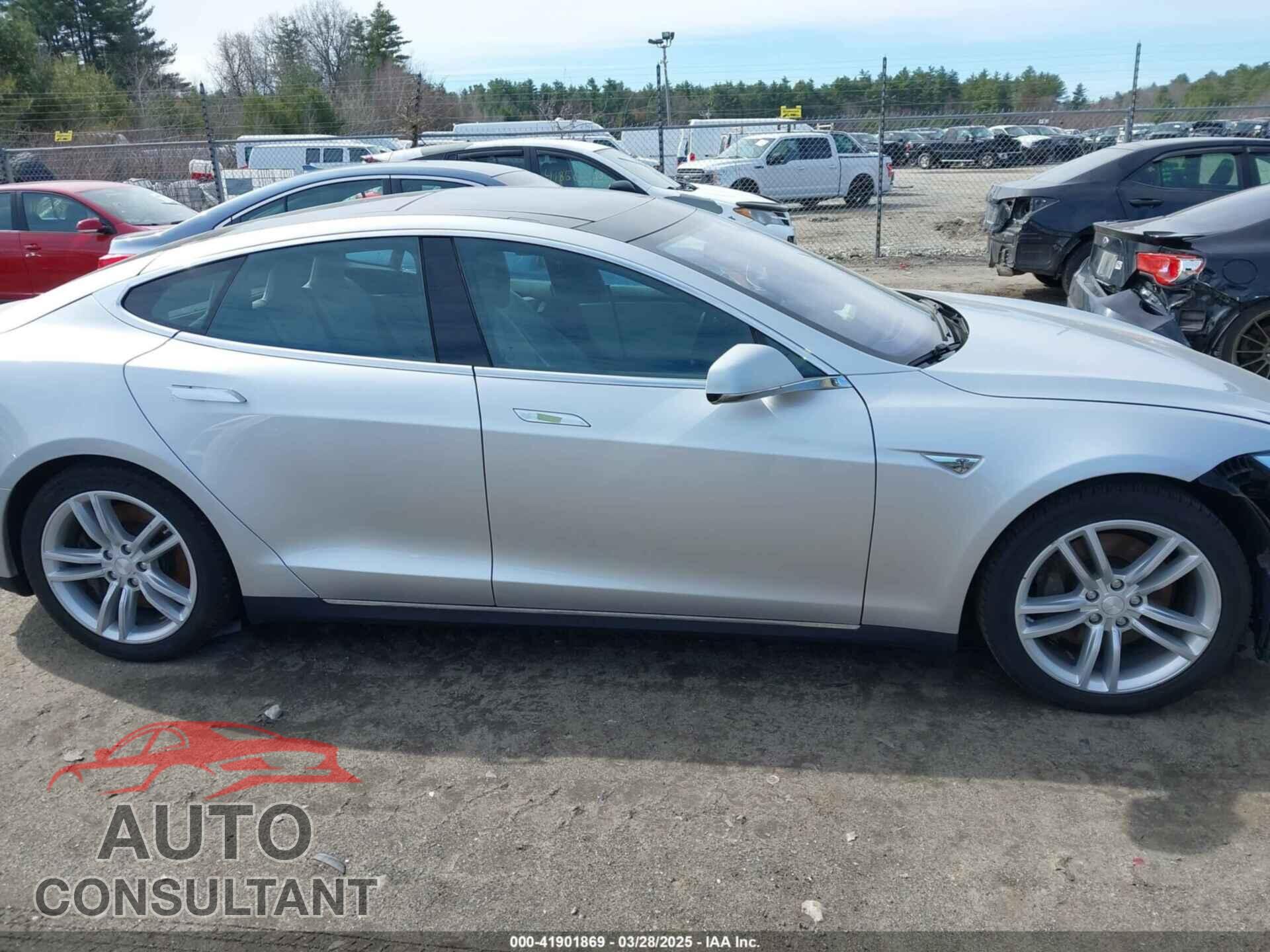 TESLA MODEL S 2015 - 5YJSA1H2XFFP74493