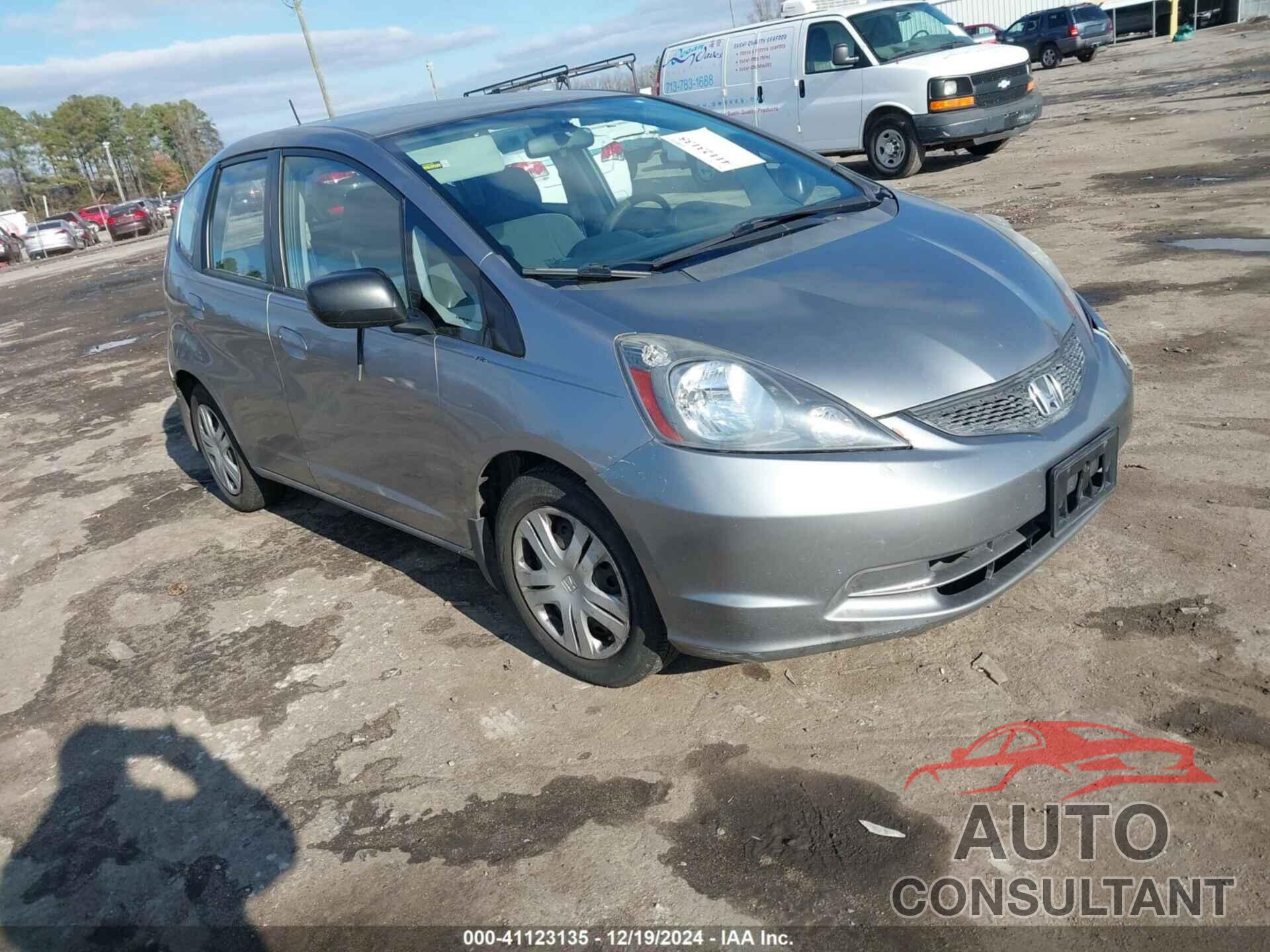 HONDA FIT 2009 - JHMGE872X9S015305