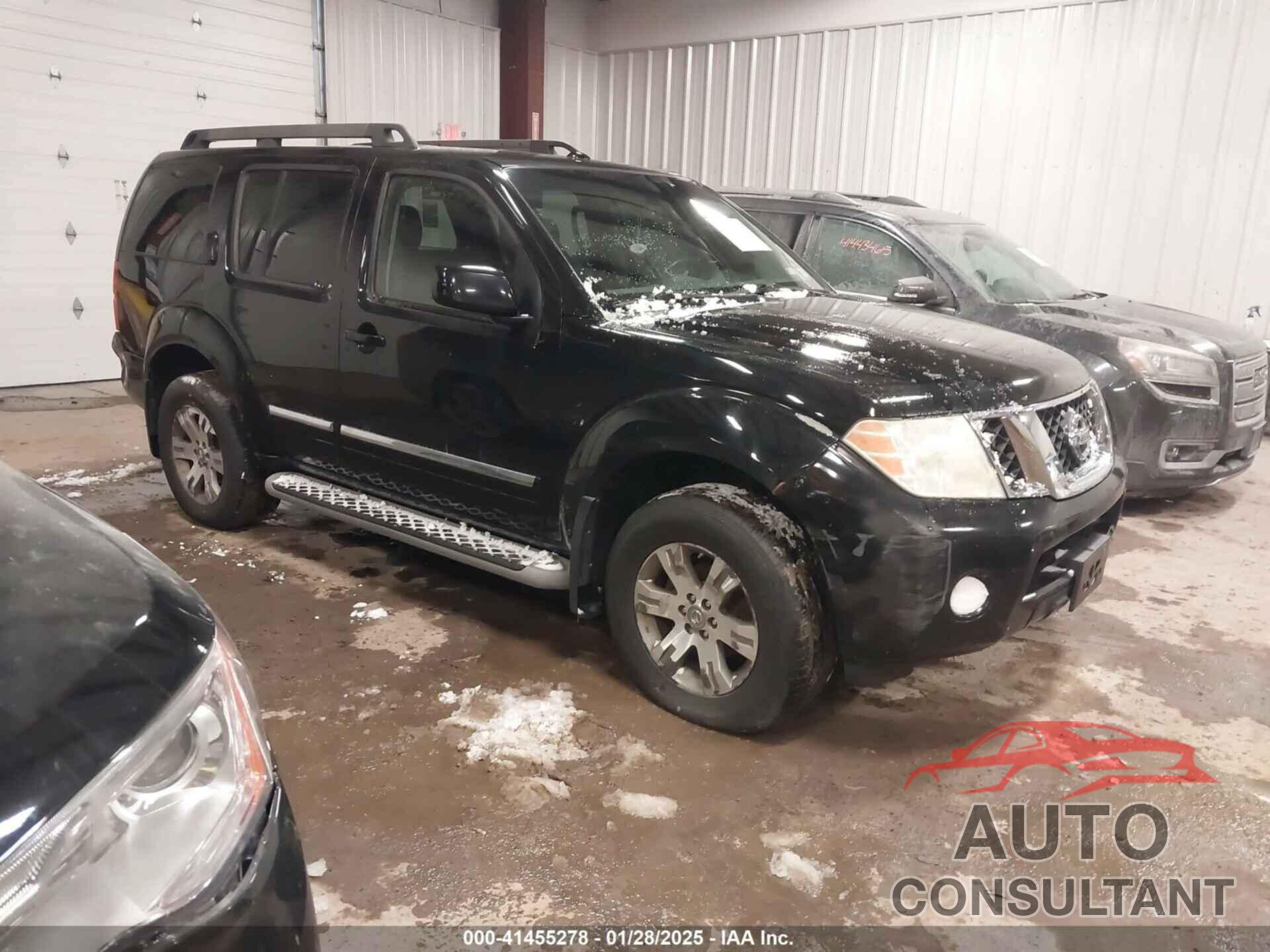 NISSAN PATHFINDER 2011 - 5N1AR1NB8BC606427