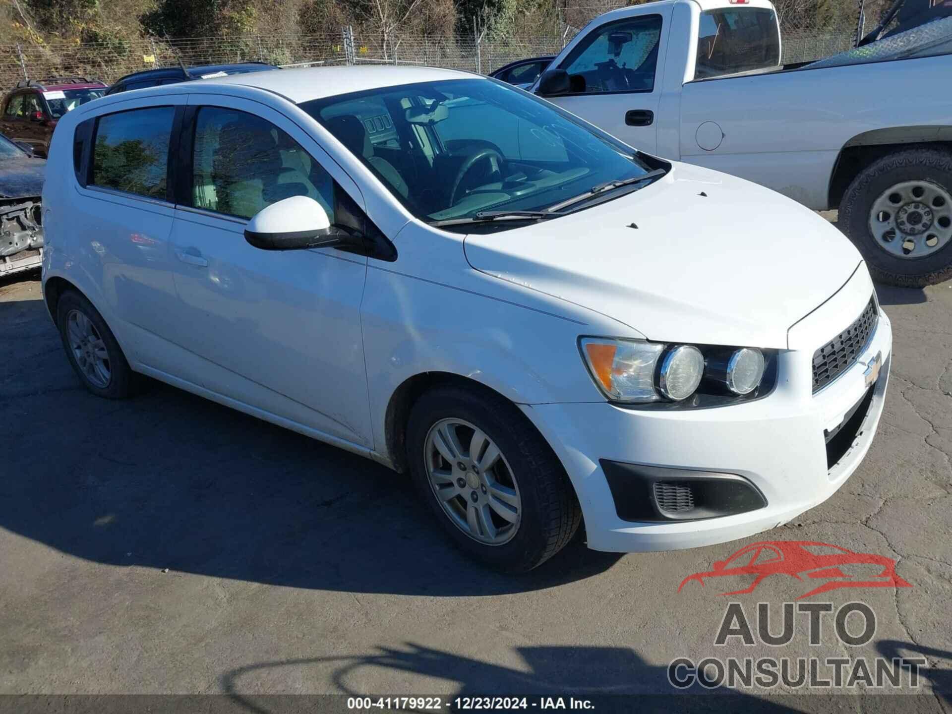 CHEVROLET SONIC 2014 - 1G1JC6SH9E4192741