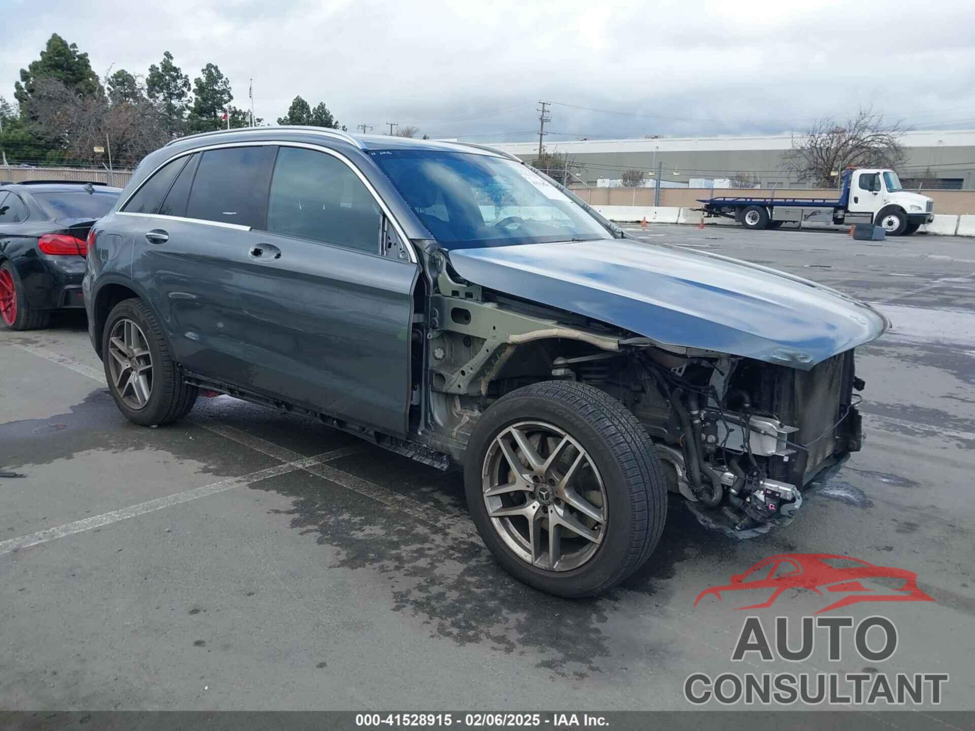 MERCEDES-BENZ GLC 300 2019 - WDC0G4KB0KF541402