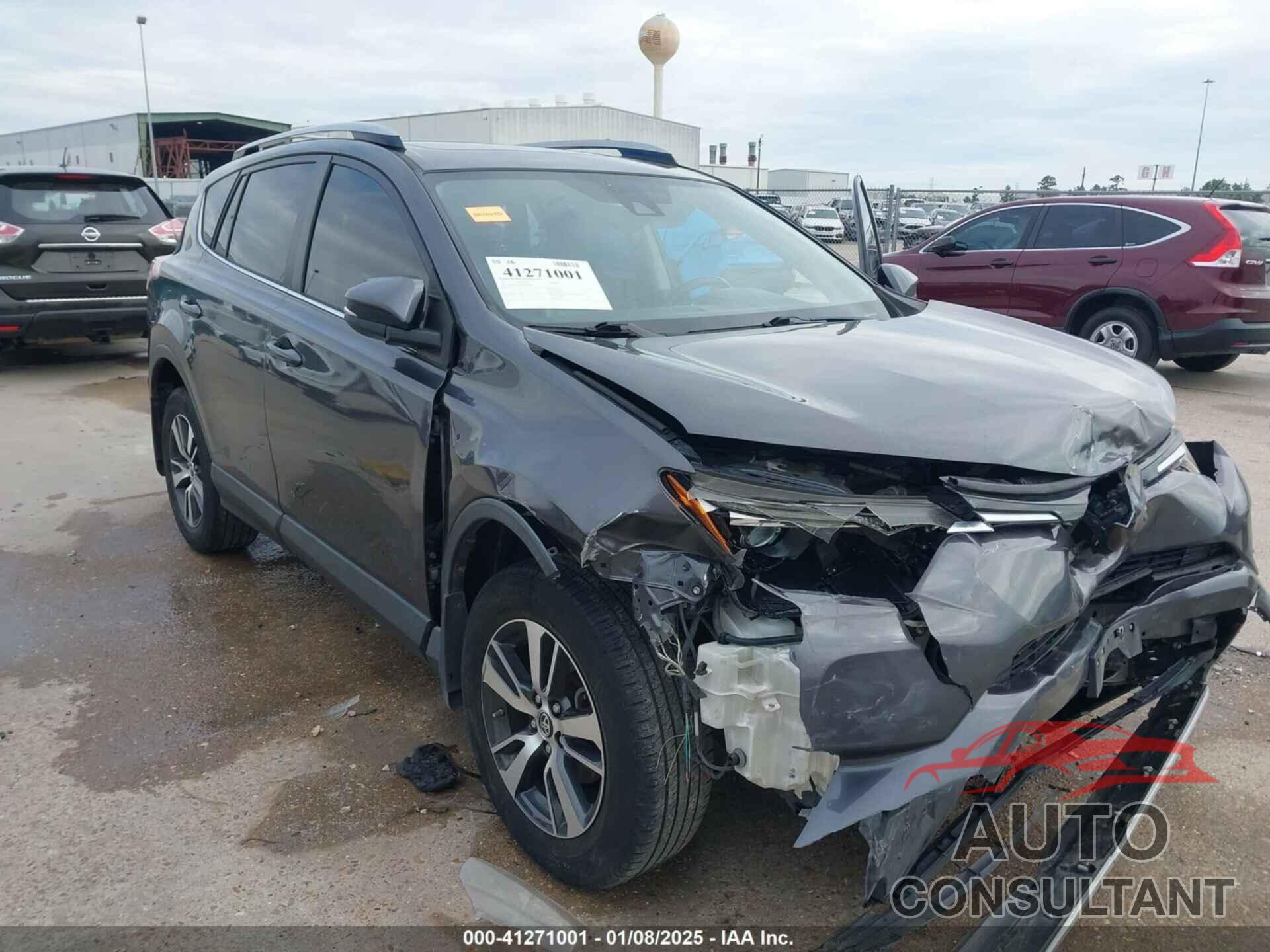 TOYOTA RAV4 2017 - JTMWFREV5HJ709904
