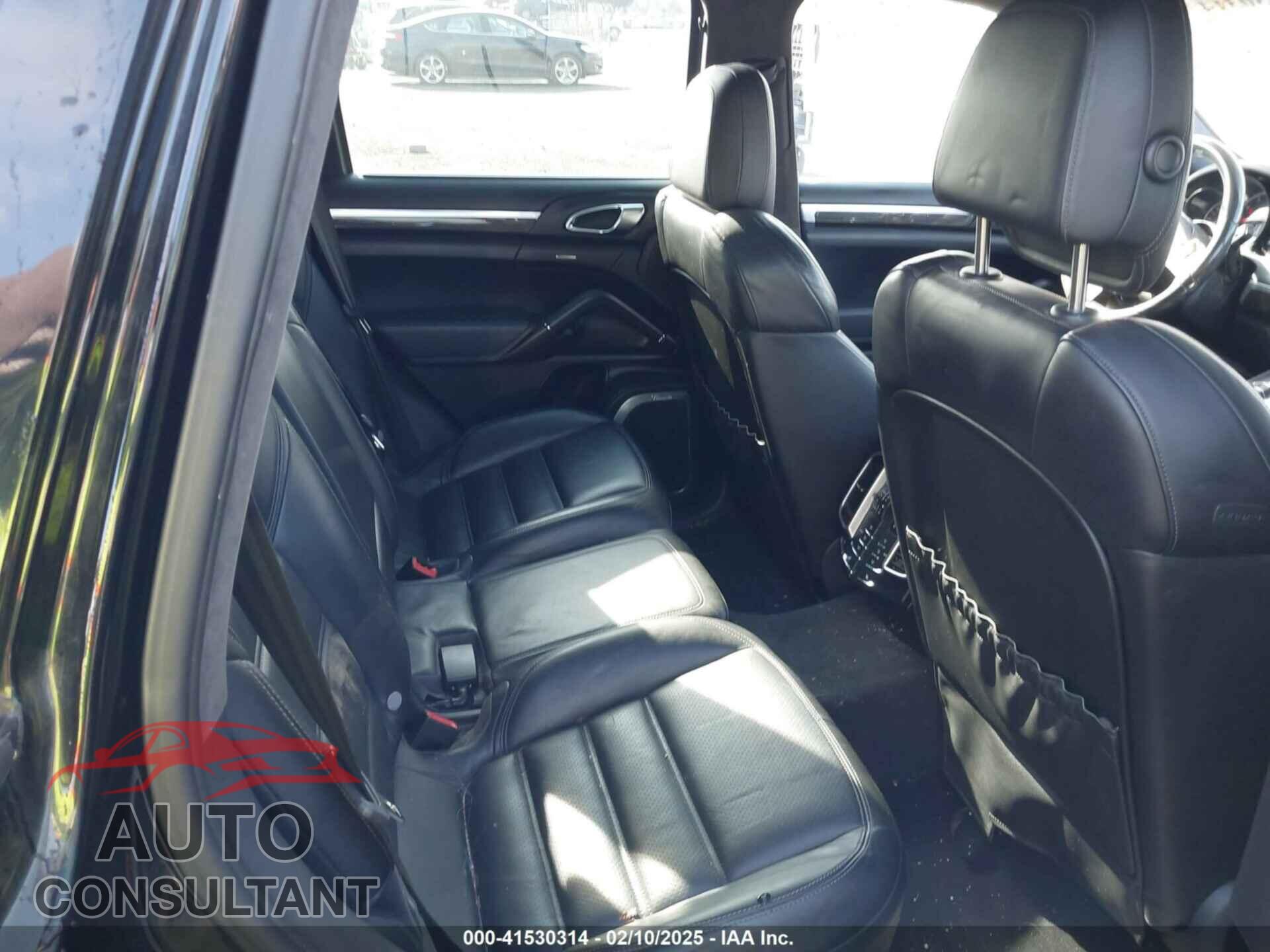 PORSCHE CAYENNE 2012 - WP1AC2A23CLA84310