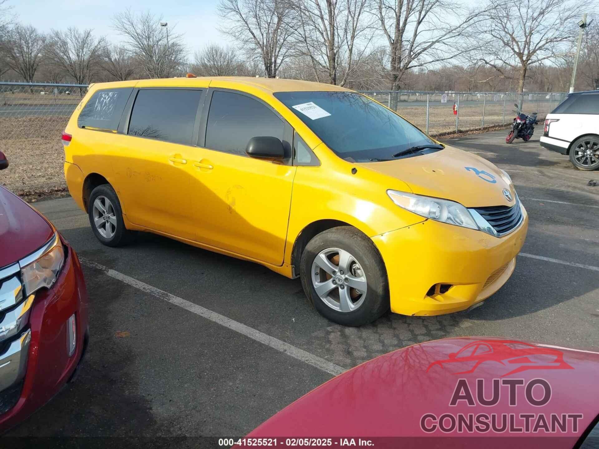 TOYOTA SIENNA 2012 - 5TDZK3DC3CS221892