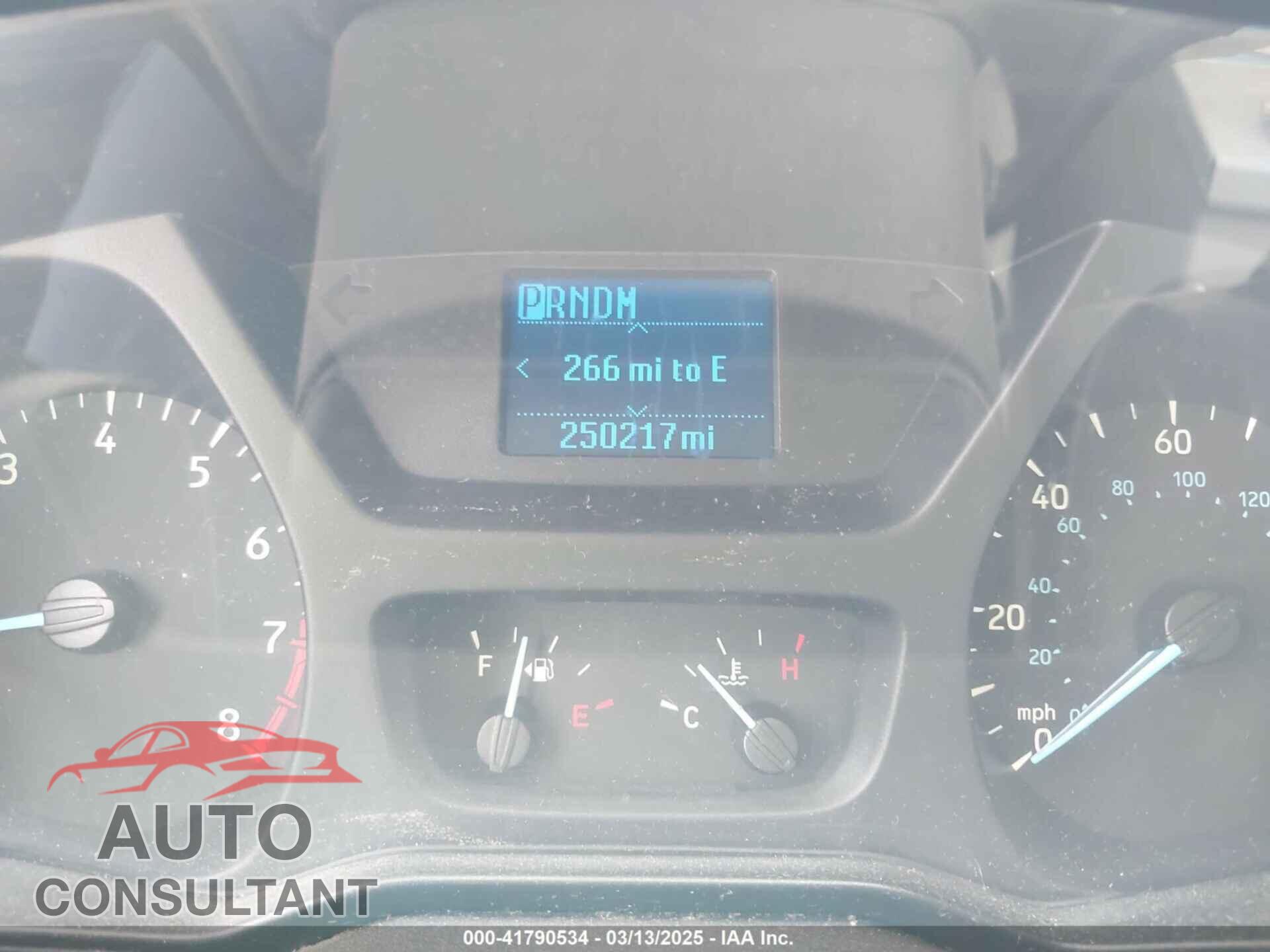 FORD TRANSIT-150 2017 - 1FTYE1YM7HKA82276