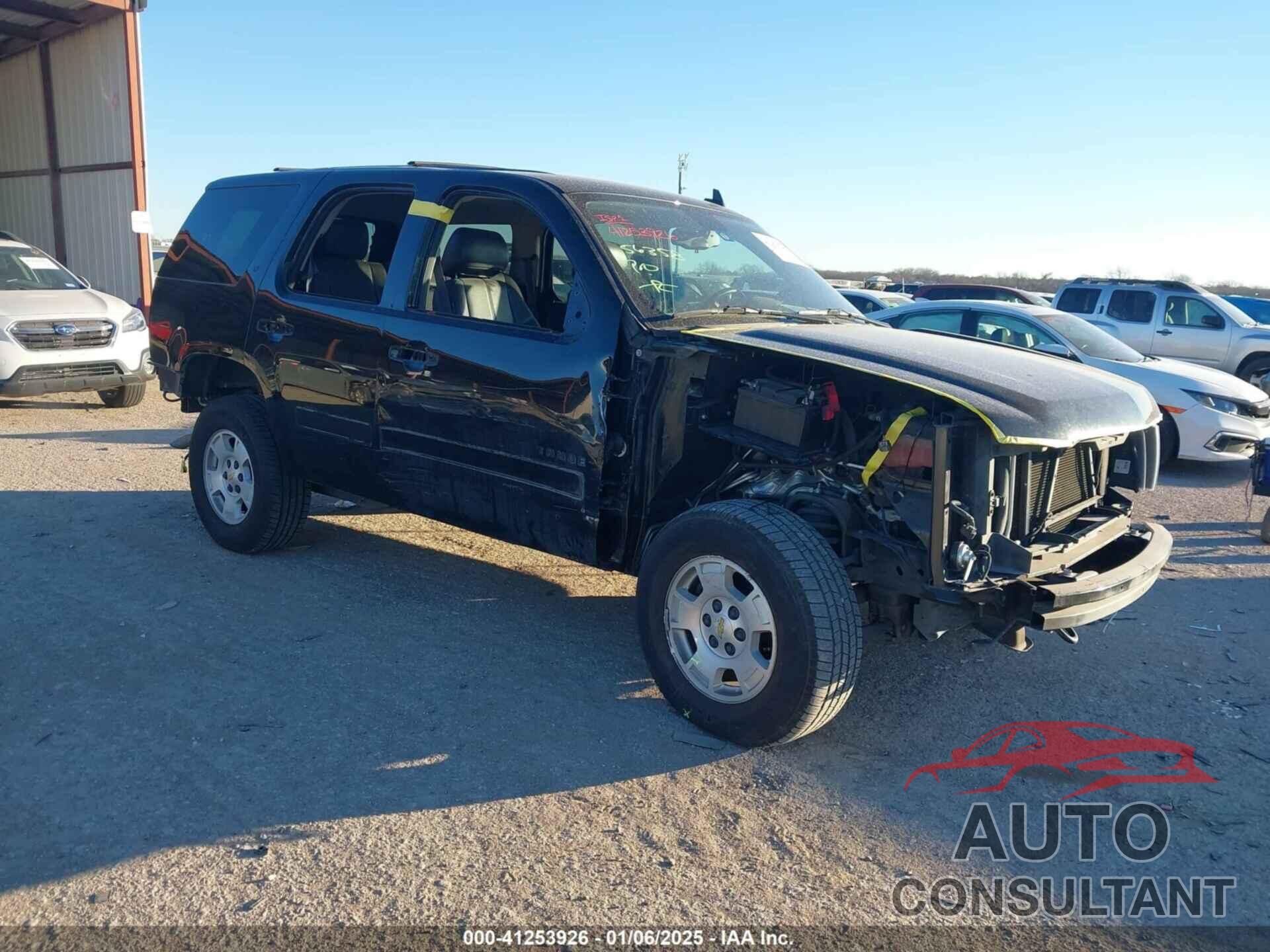 CHEVROLET TAHOE 2013 - 1GNSKBE03DR338802