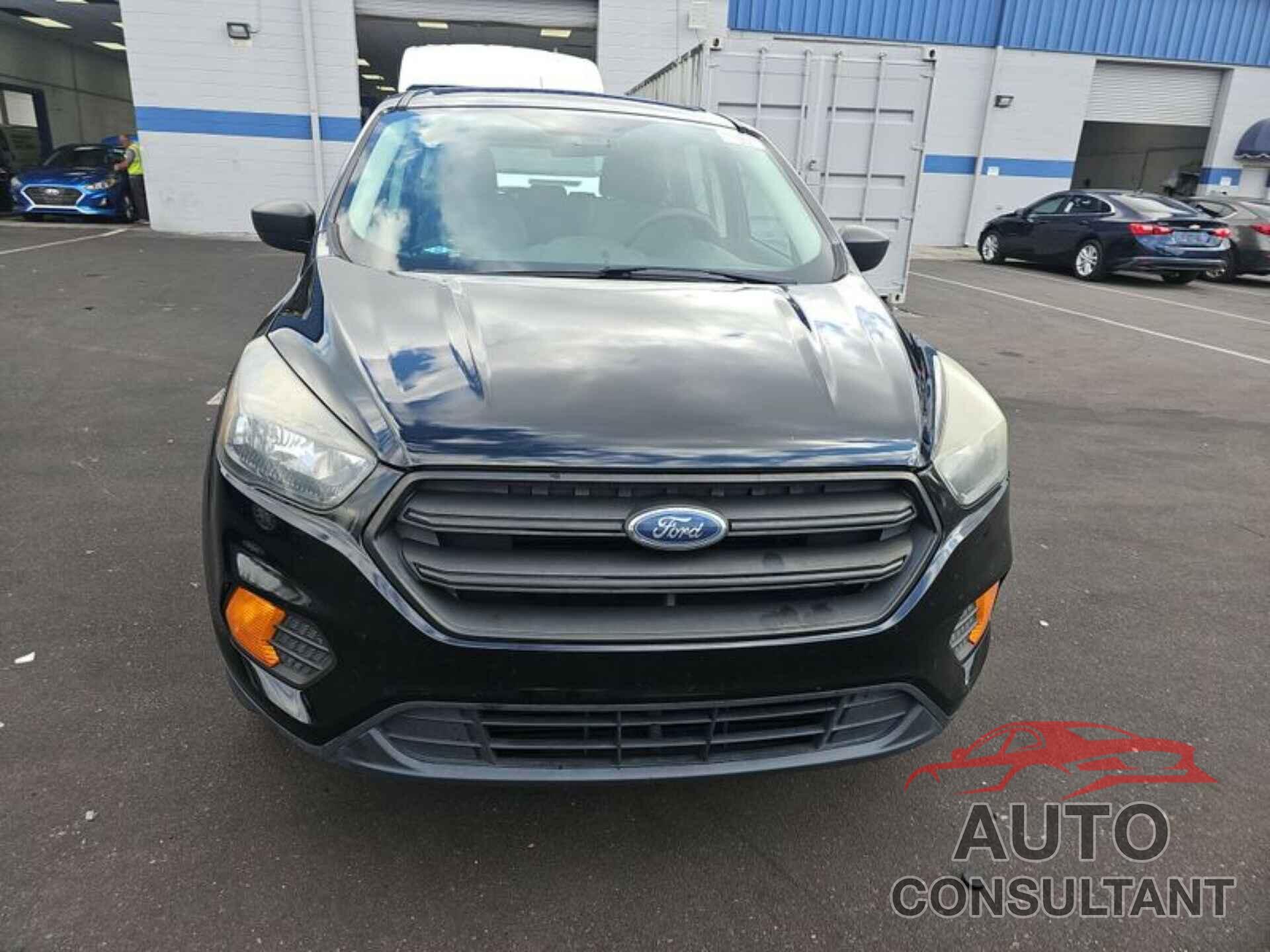 FORD ESCAPE 2018 - 1FMCU0F73JUA48846
