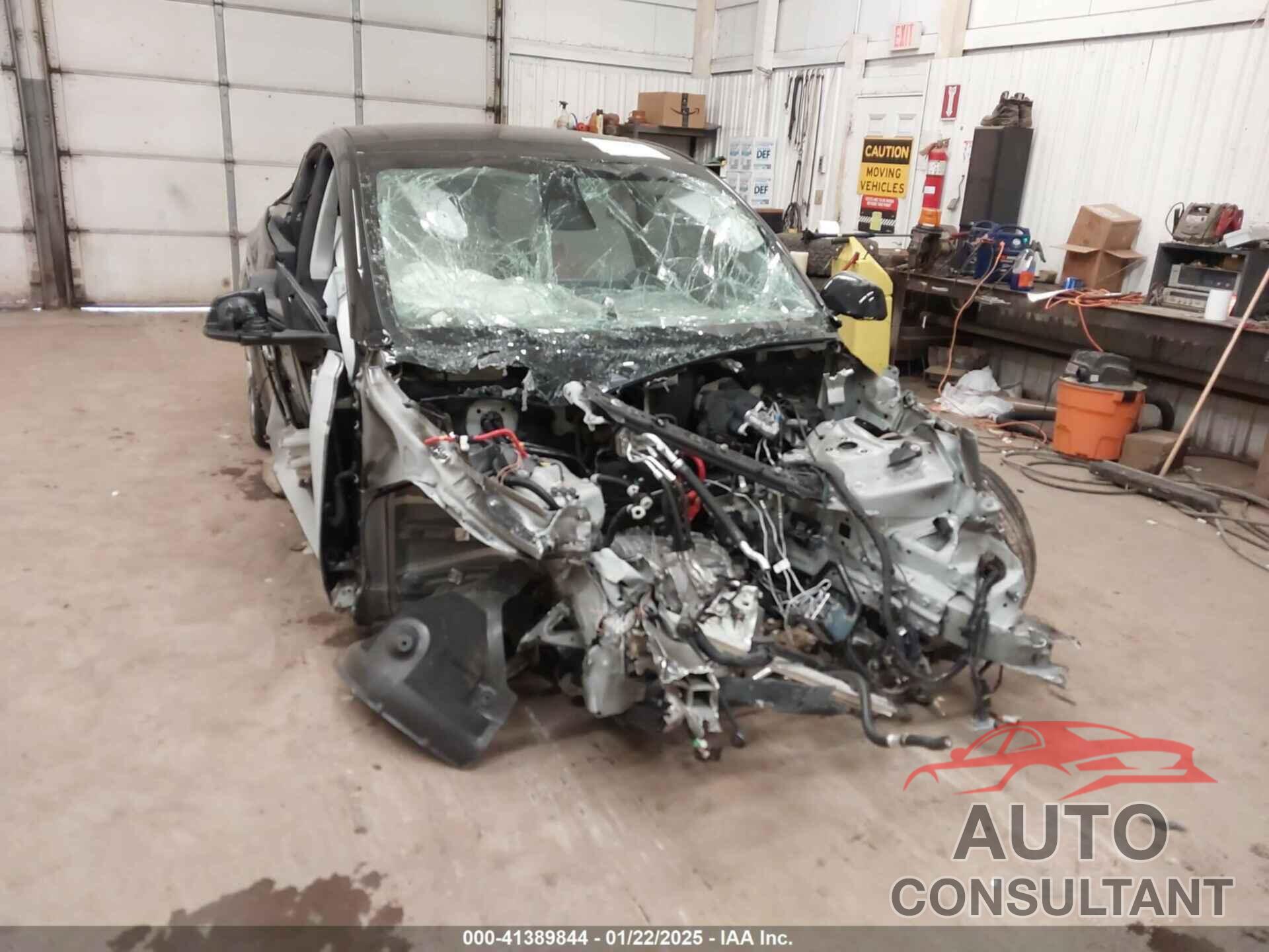 TESLA MODEL Y 2024 - 7SAYGDEE6RA288826
