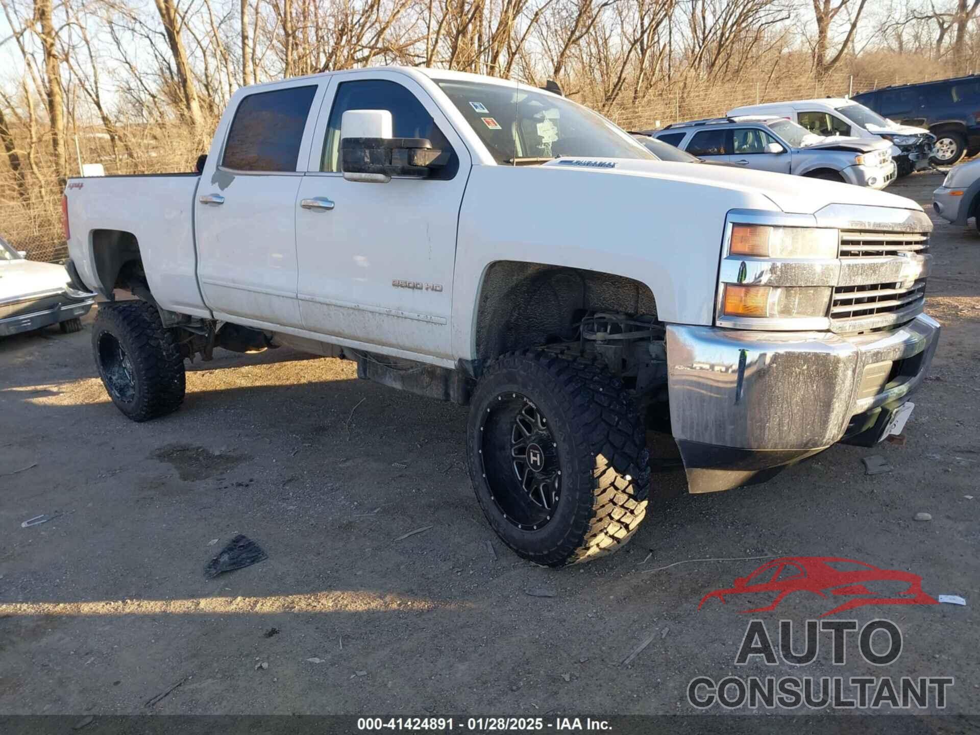 CHEVROLET SILVERADO 2500HD 2015 - 1GC1KVE86FF550268