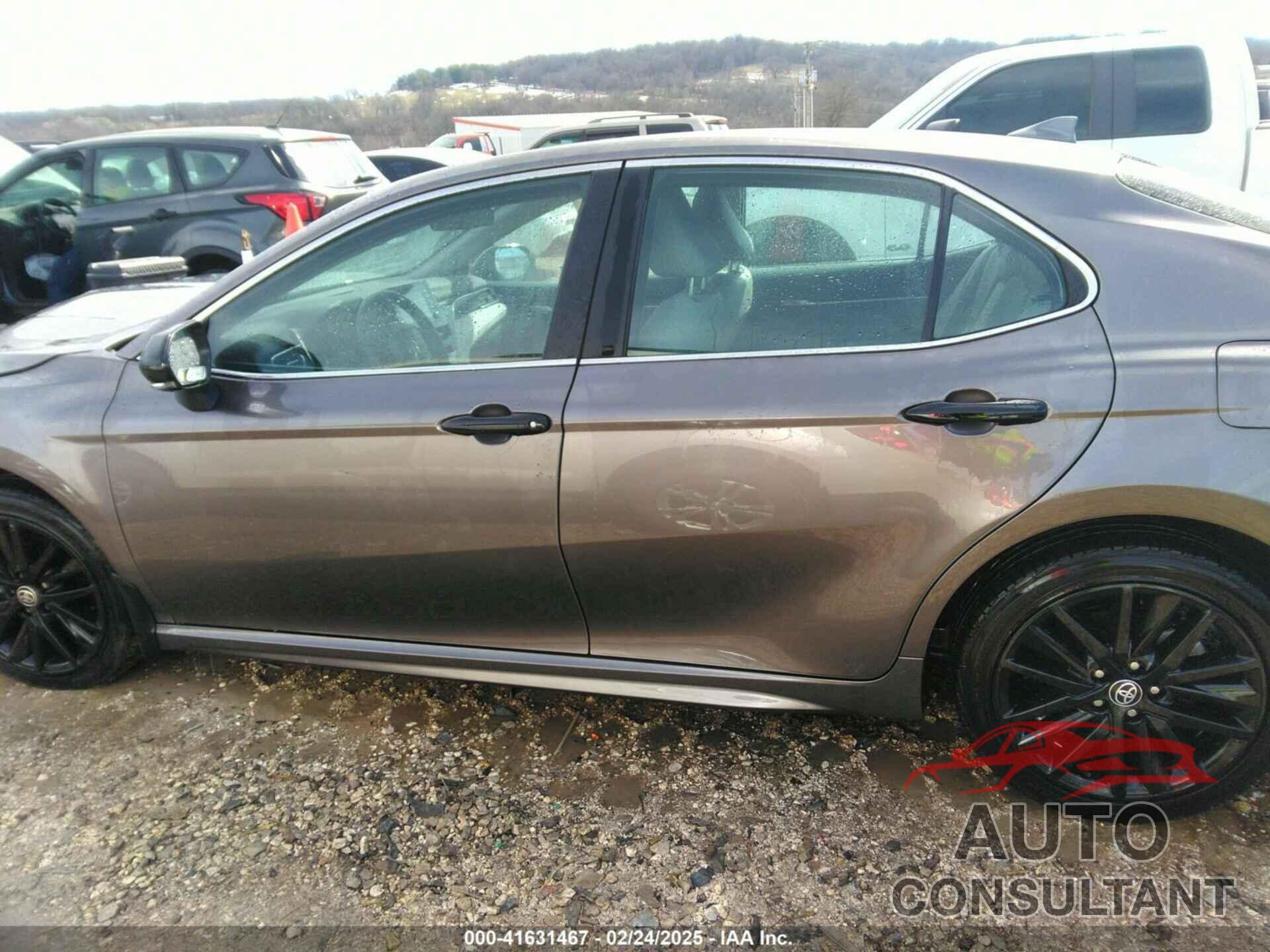 TOYOTA CAMRY 2023 - 4T1G11AK1PU788156
