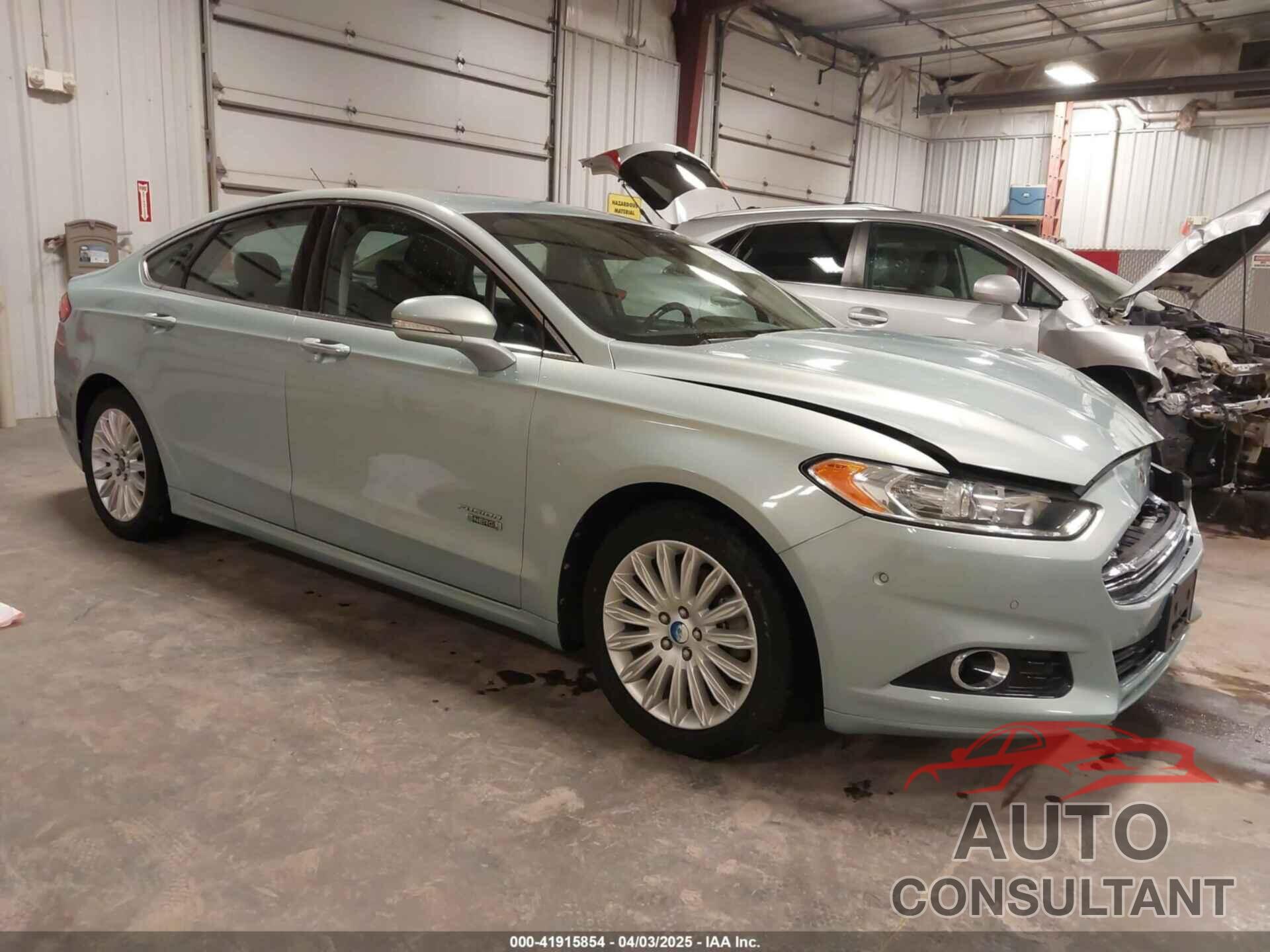 FORD FUSION ENERGI 2013 - 3FA6P0SU7DR179994