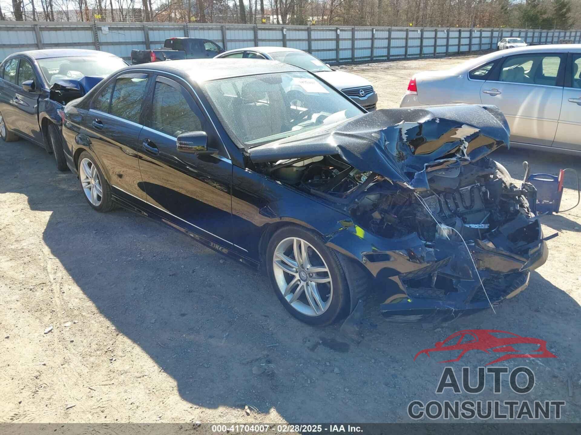 MERCEDES-BENZ C 300 2012 - WDDGF8BB1CR200028
