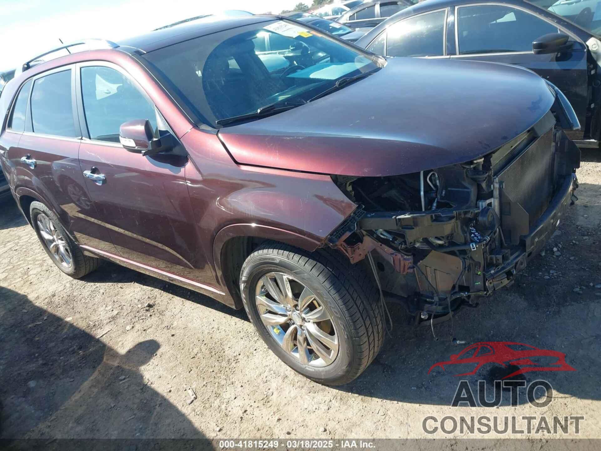 KIA SORENTO 2013 - 5XYKW4A28DG356596