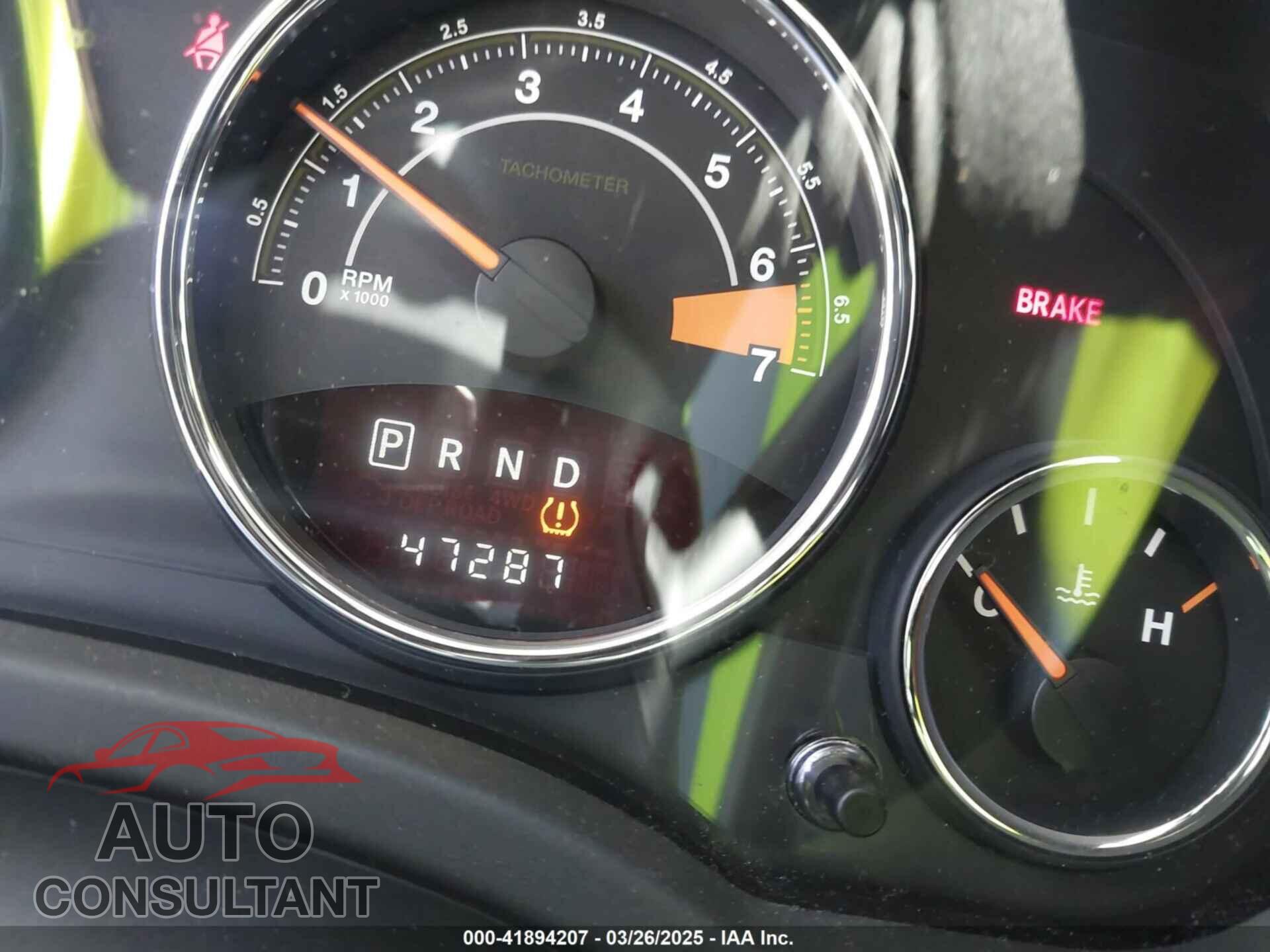 JEEP COMPASS 2015 - 1C4NJCEB4FD118522