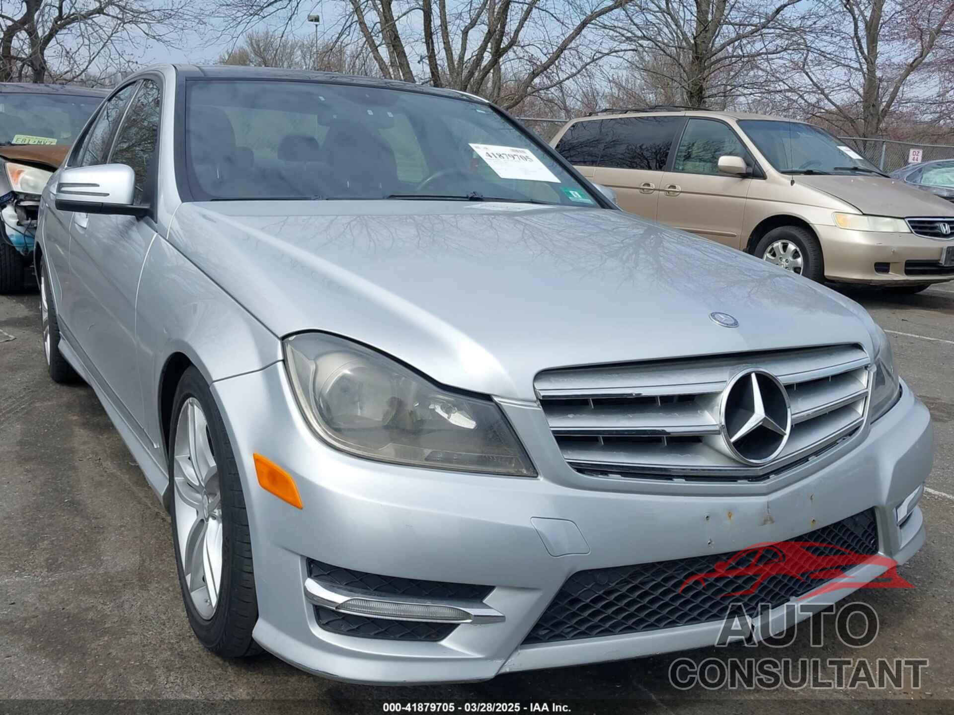 MERCEDES-BENZ C 300 2012 - WDDGF8BB0CA706710