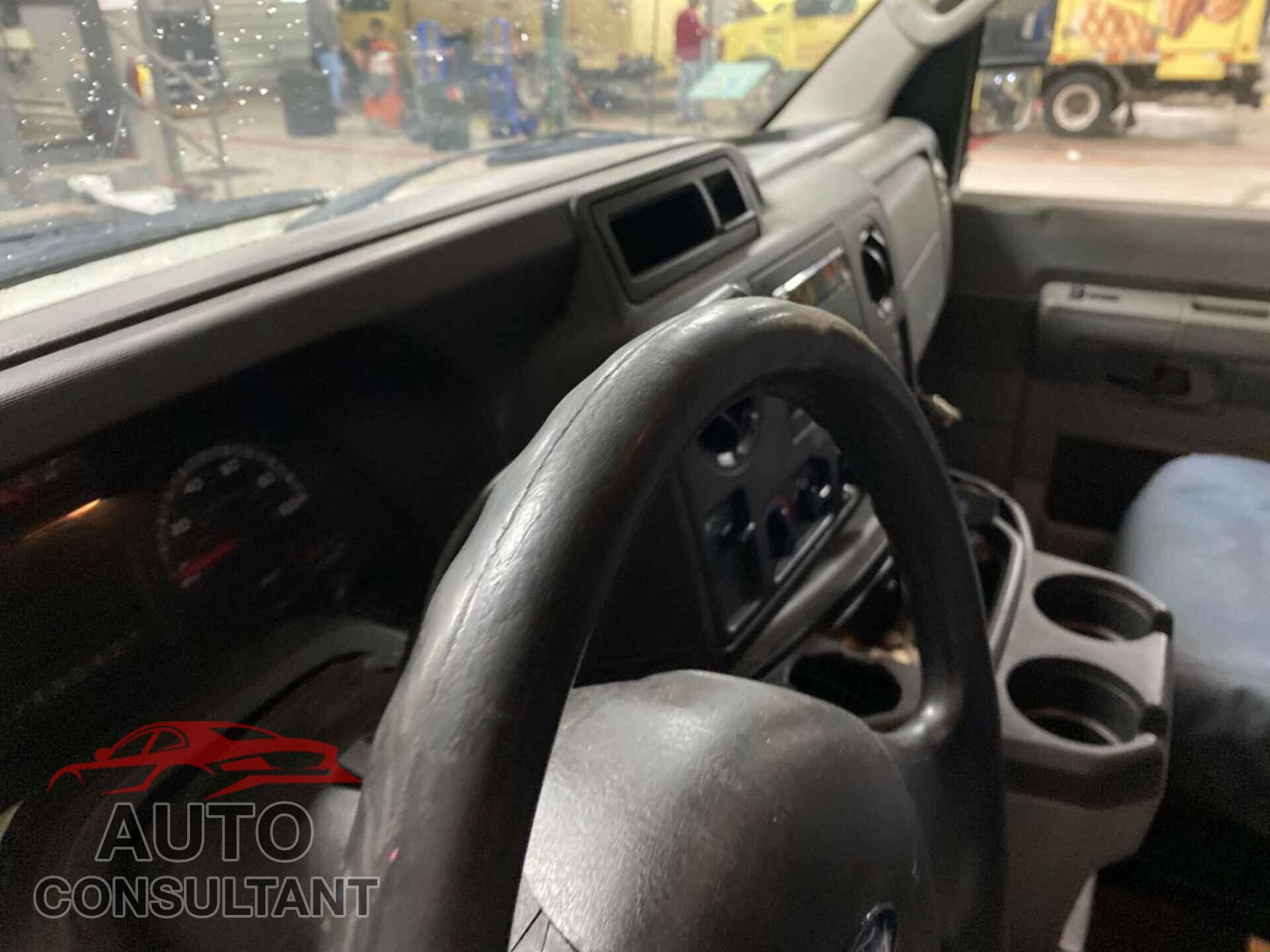 FORD E-450 CUTAWAY 2018 - 1FDXE4FS2JDC33190
