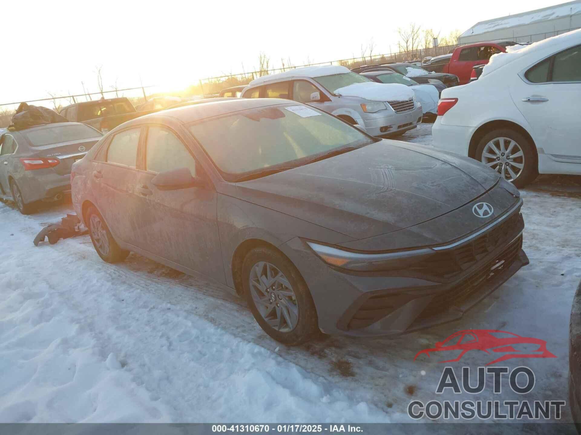 HYUNDAI ELANTRA 2024 - KMHLM4DG3RU786815