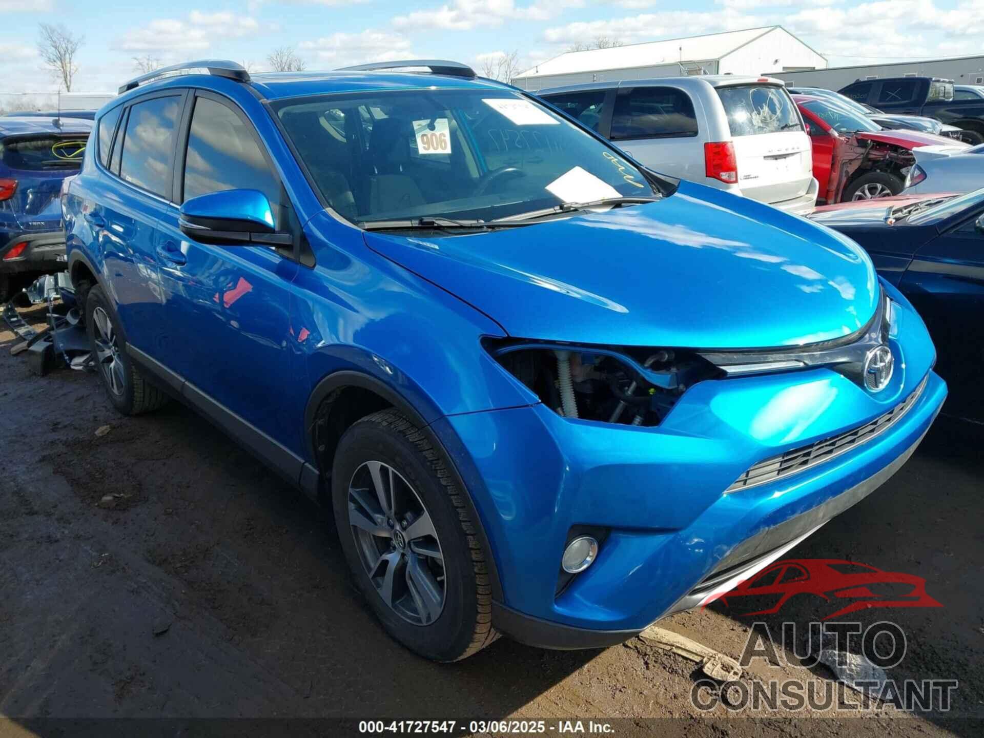 TOYOTA RAV4 2016 - JTMRFREV8GJ098598
