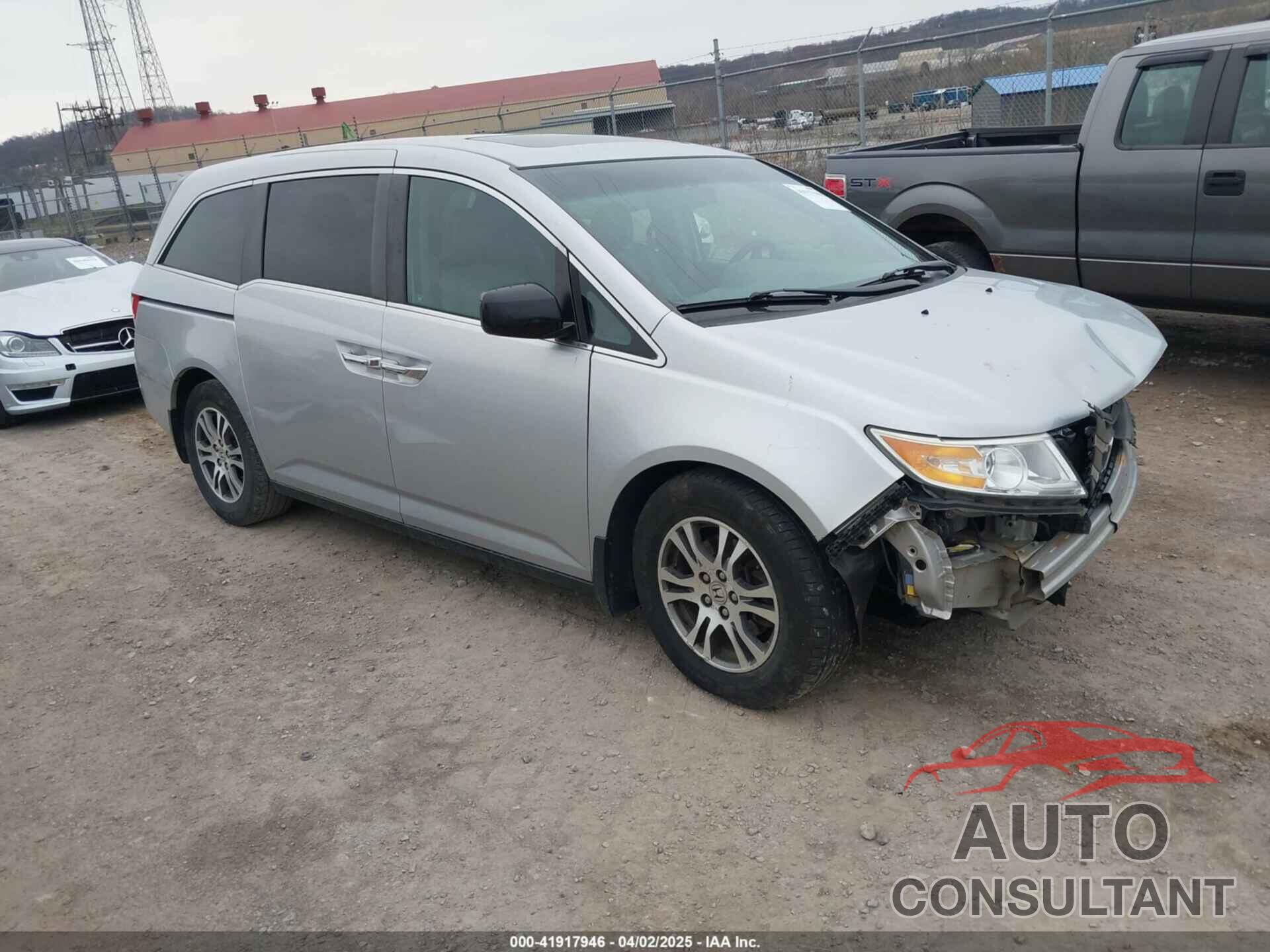 HONDA ODYSSEY 2011 - 5FNRL5H61BB004096