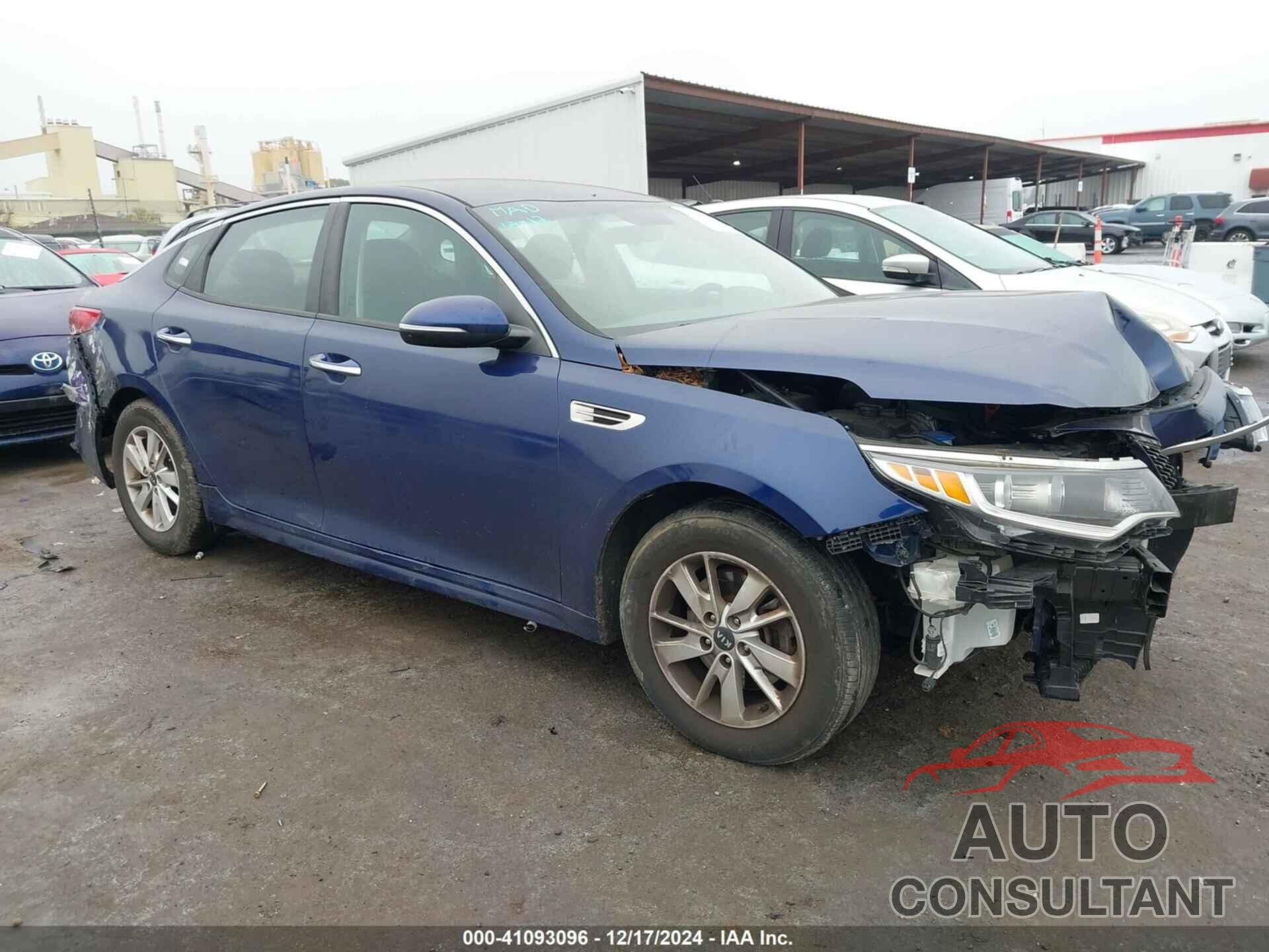 KIA OPTIMA 2018 - 5XXGT4L33JG194140