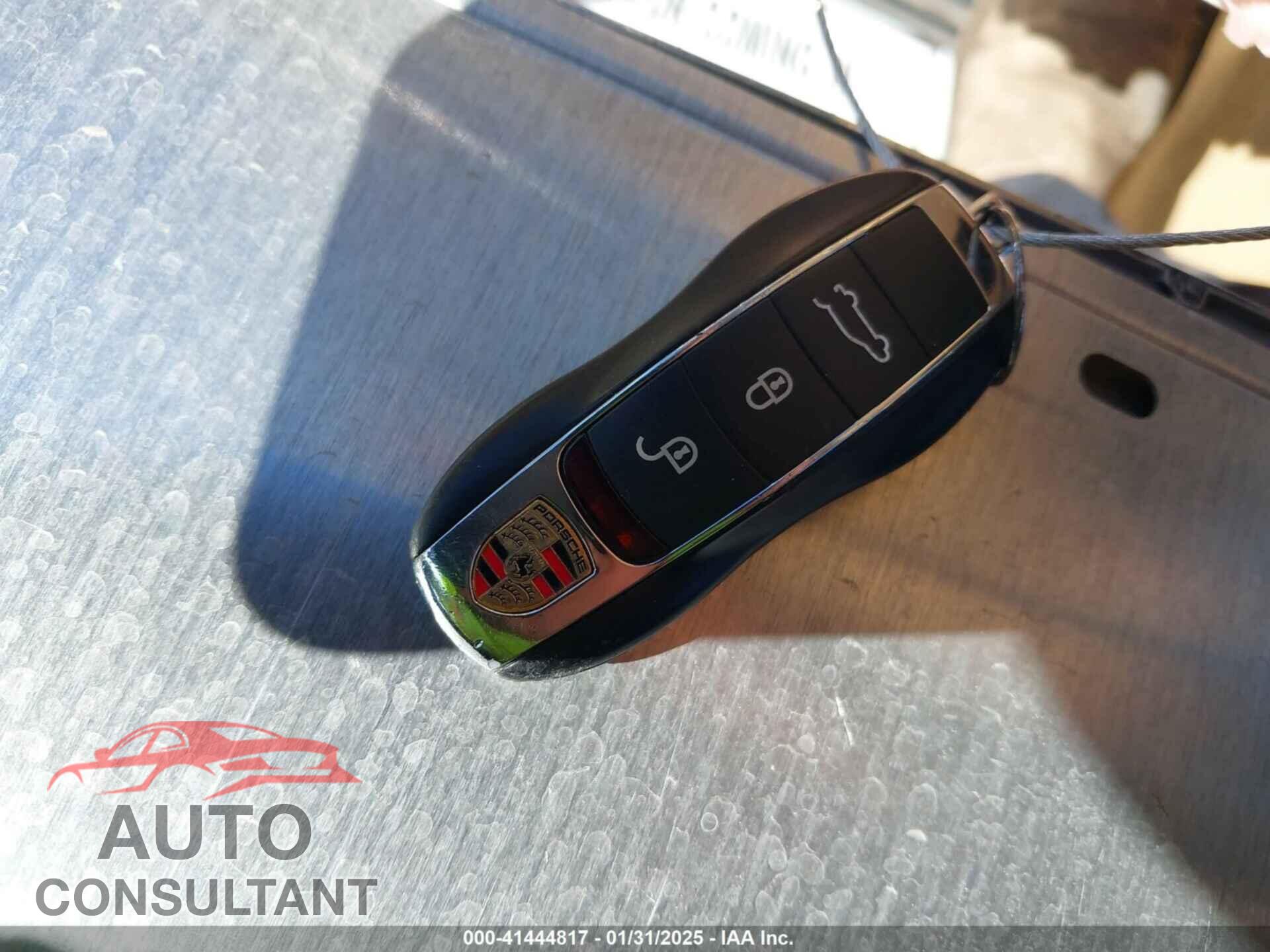 PORSCHE CAYENNE 2013 - WP1AD2A29DLA79210