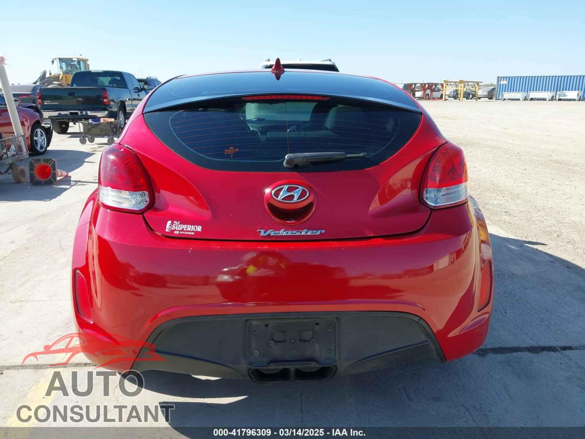 HYUNDAI VELOSTER 2013 - KMHTC6AD0DU118150