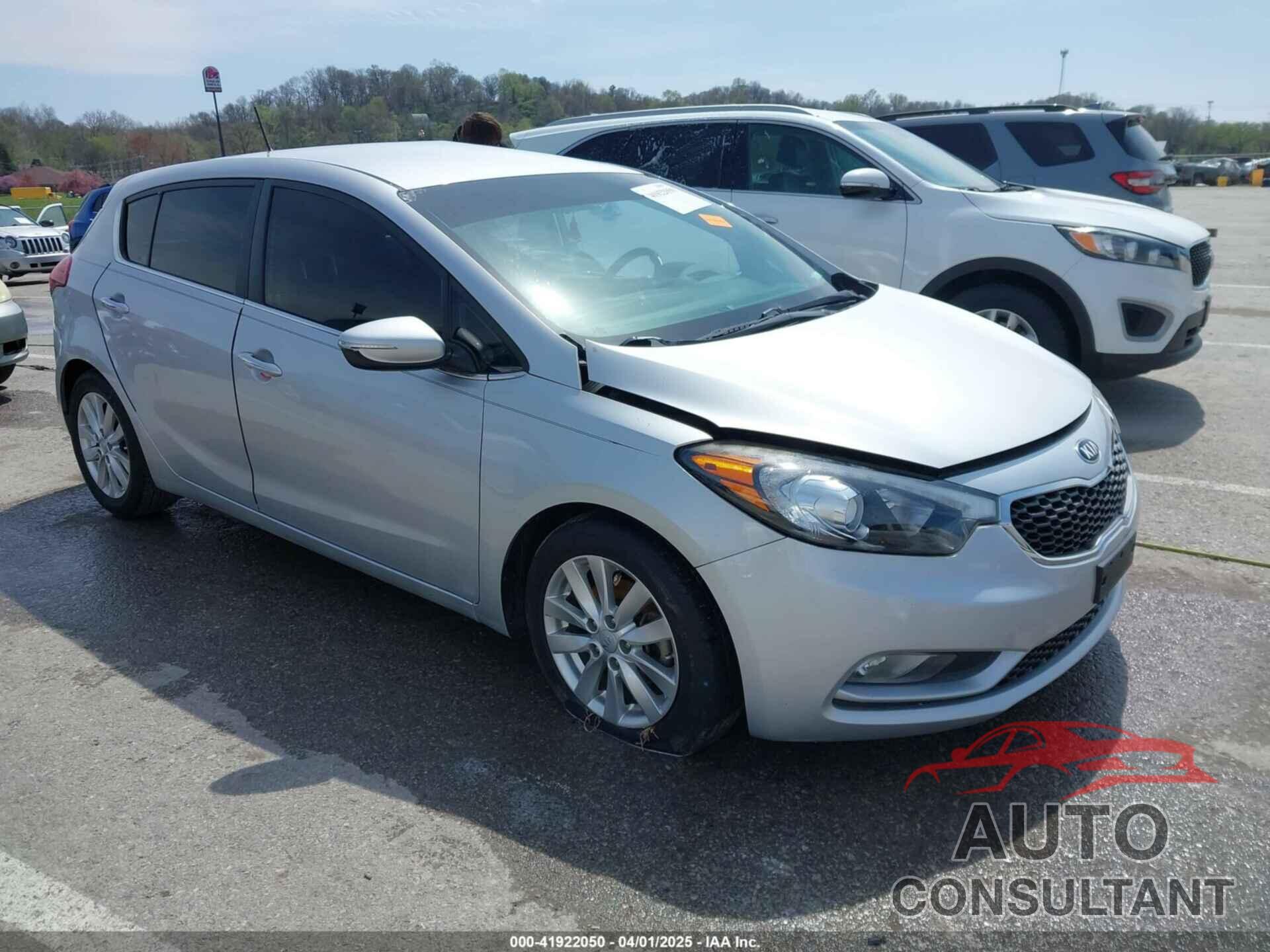 KIA FORTE 2015 - KNAFX5A89F5371559