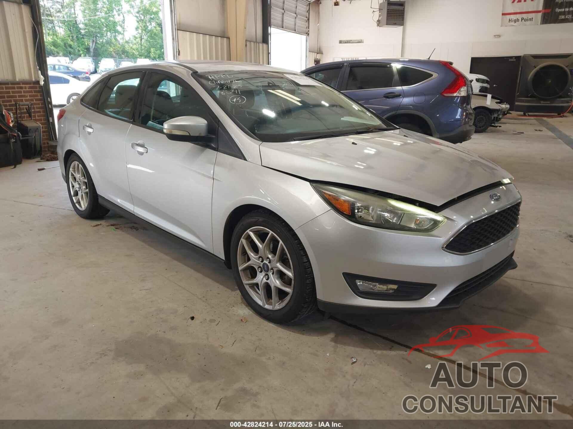 FORD FOCUS 2015 - 1FADP3F25FL318541