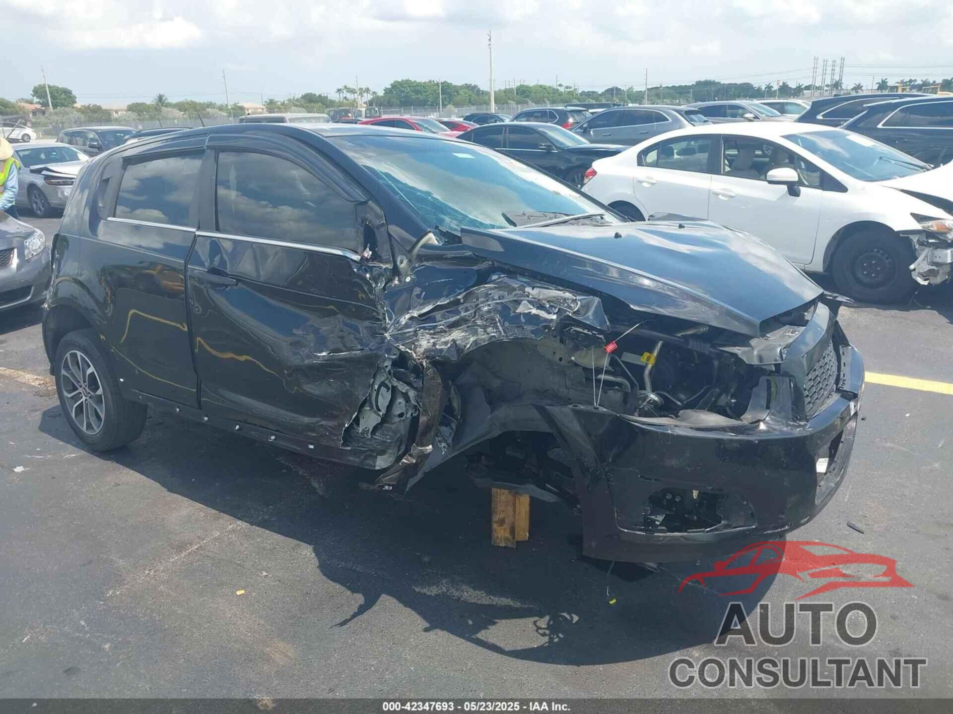 CHEVROLET SONIC 2017 - 1G1JD6SH1H4118831