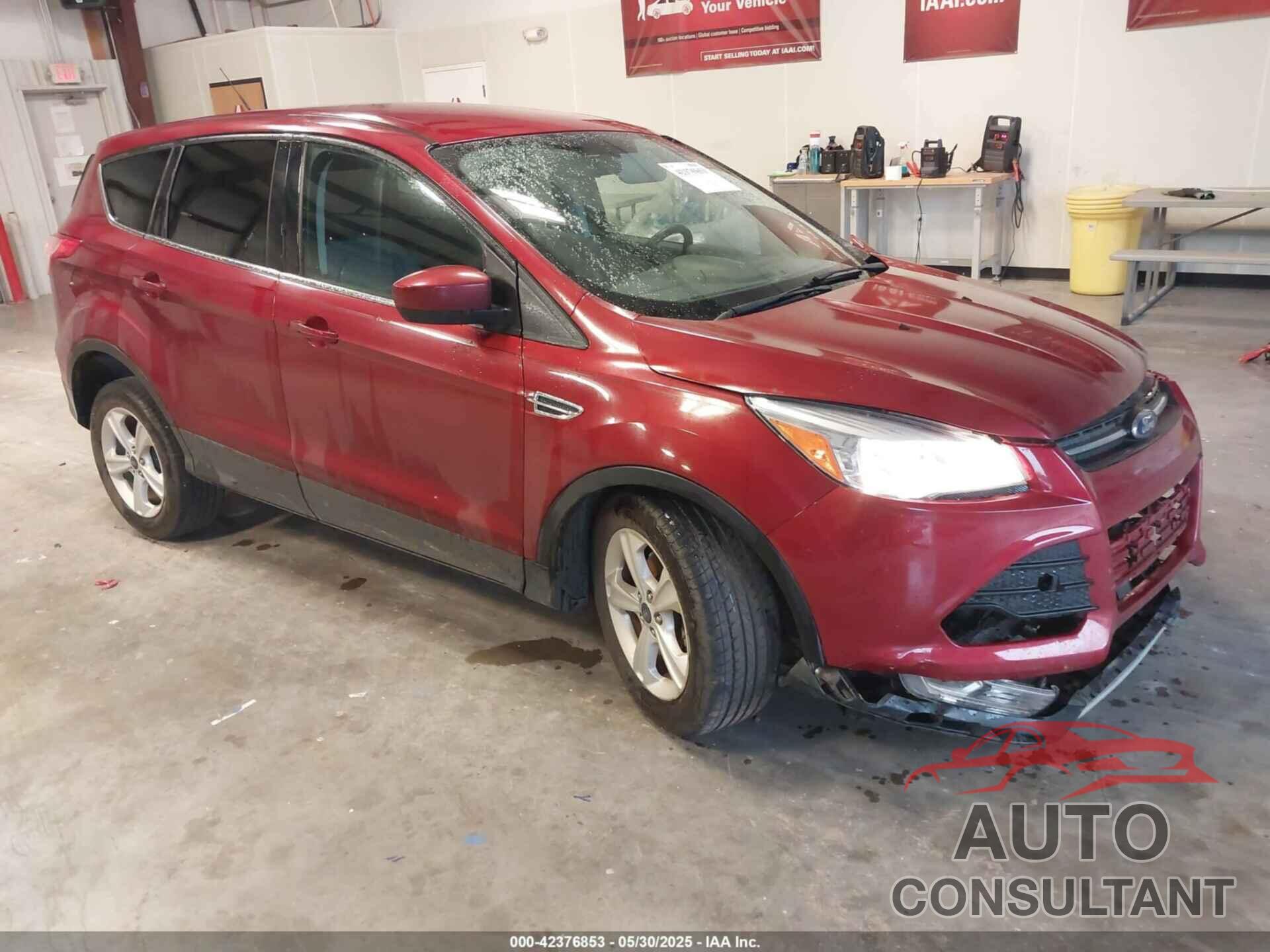 FORD ESCAPE 2015 - 1FMCU0GXXFUA14568