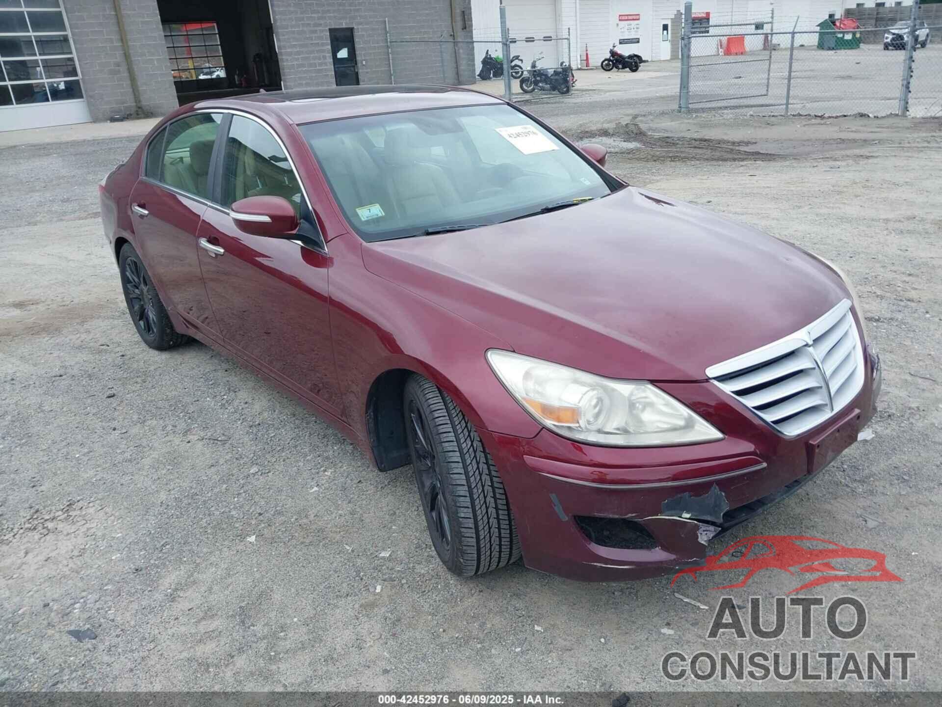 HYUNDAI GENESIS 2009 - KMHGC46E49U019040