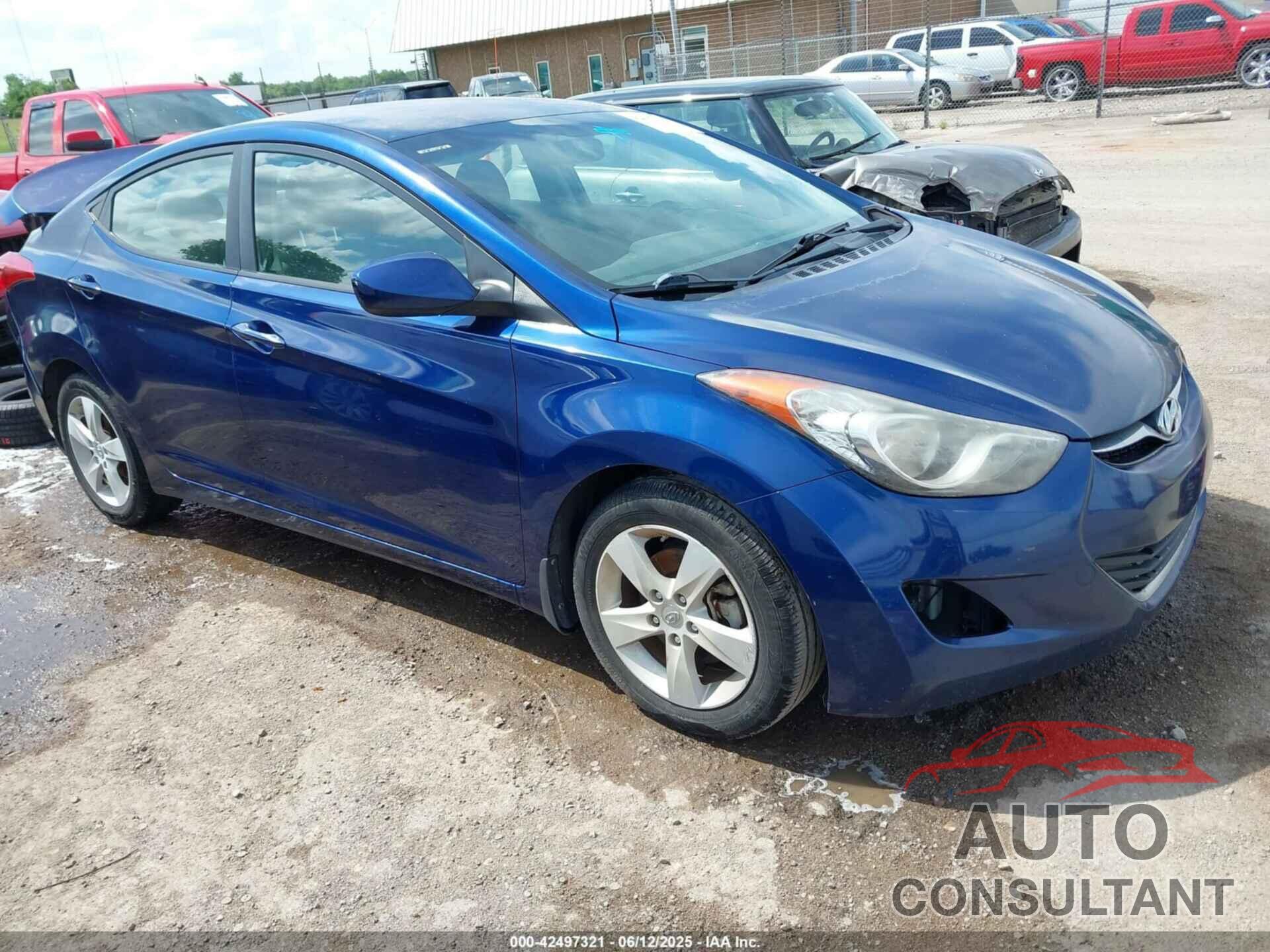 HYUNDAI ELANTRA 2013 - KMHDH4AE2DU593544