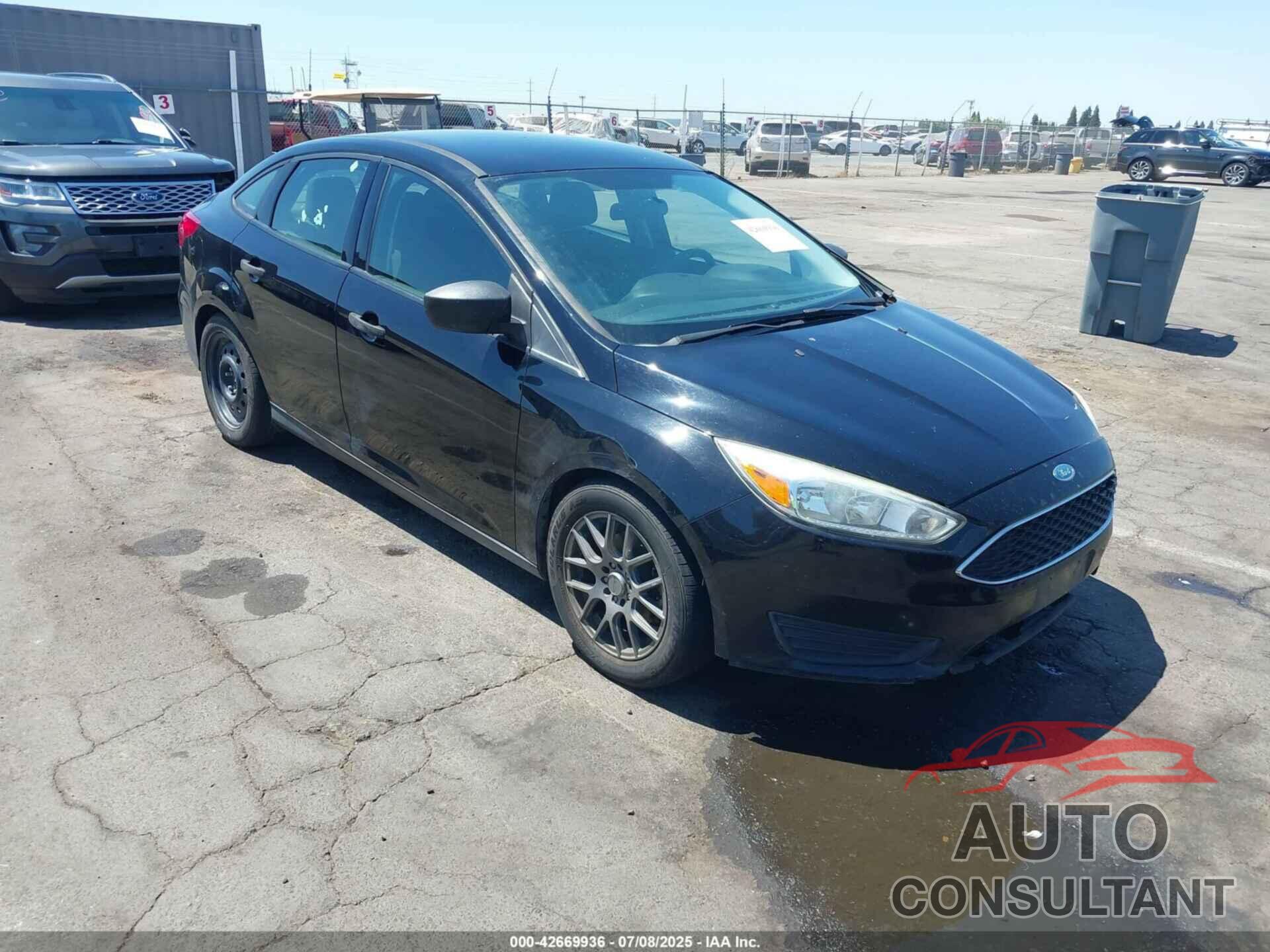 FORD FOCUS 2016 - 1FADP3E23GL401842