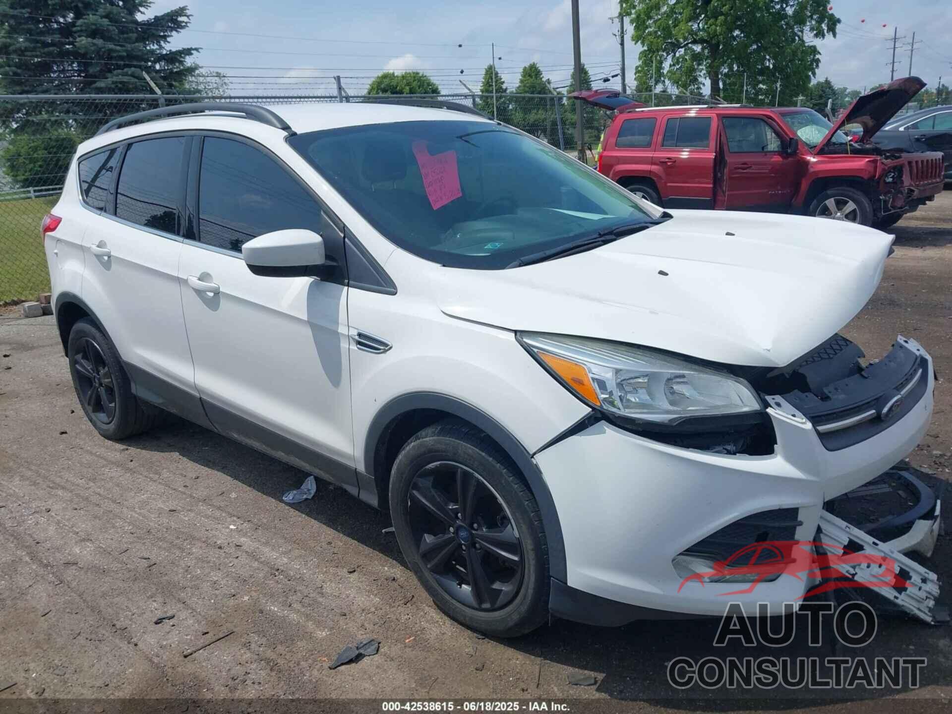 FORD ESCAPE 2016 - 1FMCU0GX7GUB70522