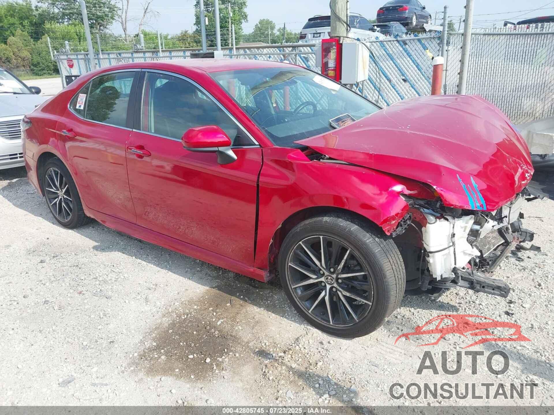 TOYOTA CAMRY 2021 - 4T1G11AK5MU421949