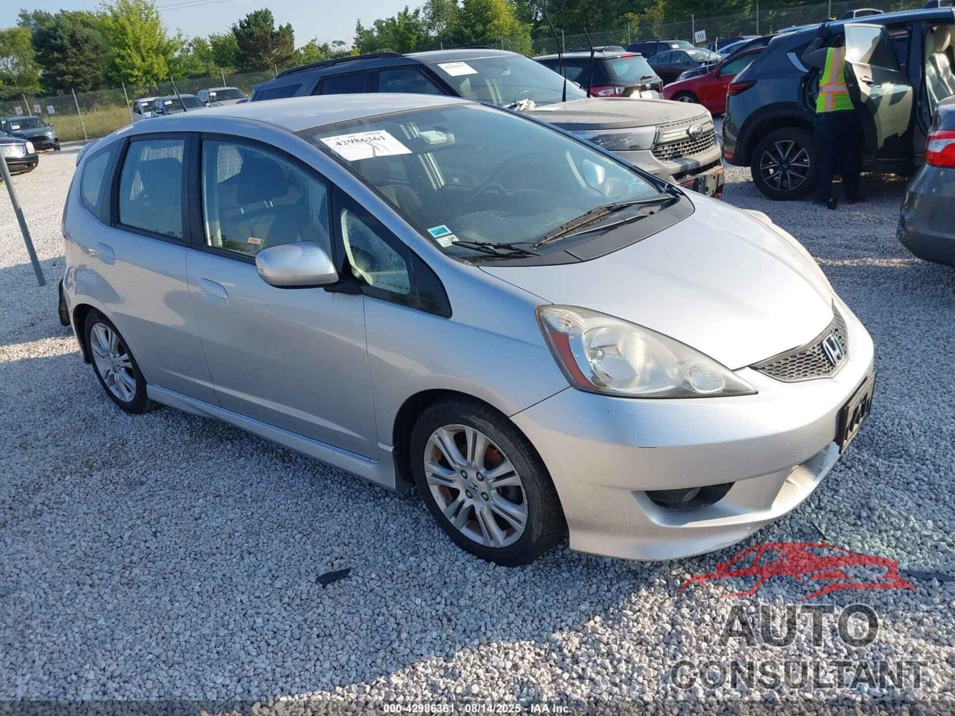 HONDA FIT 2011 - JHMGE8H53BC027711