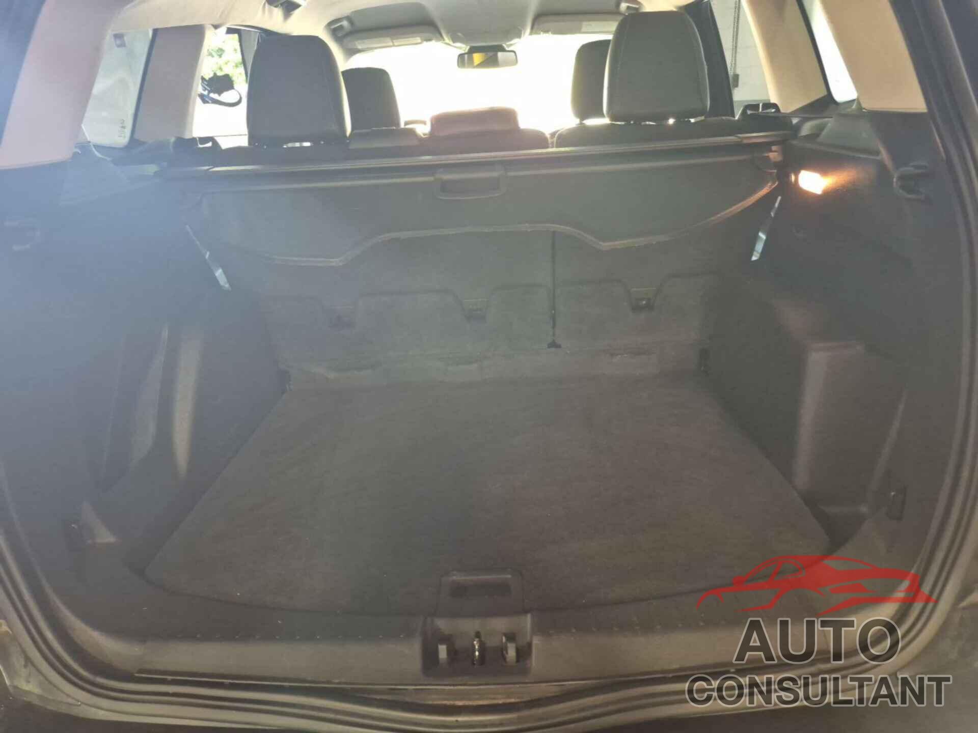 FORD ESCAPE 2019 - 1FMCU9HD2KUB33119