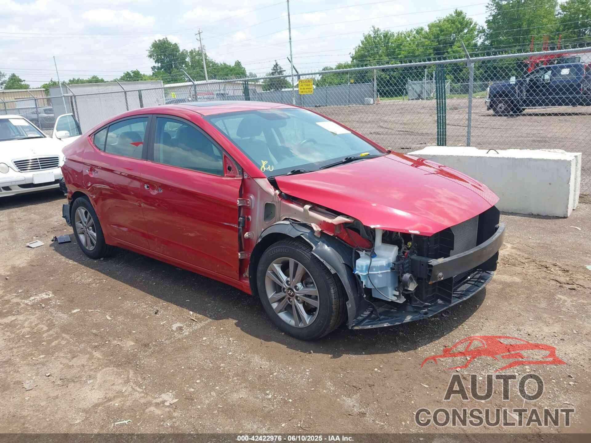HYUNDAI ELANTRA 2018 - KMHD84LF6JU606586