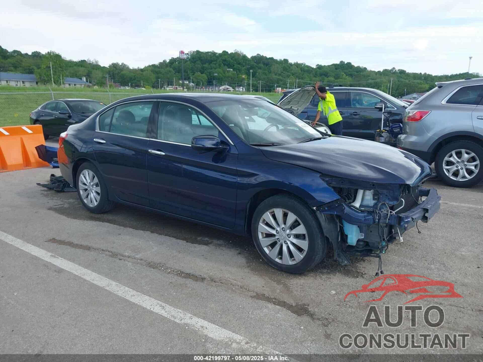 HONDA ACCORD 2013 - 1HGCR3F81DA046892