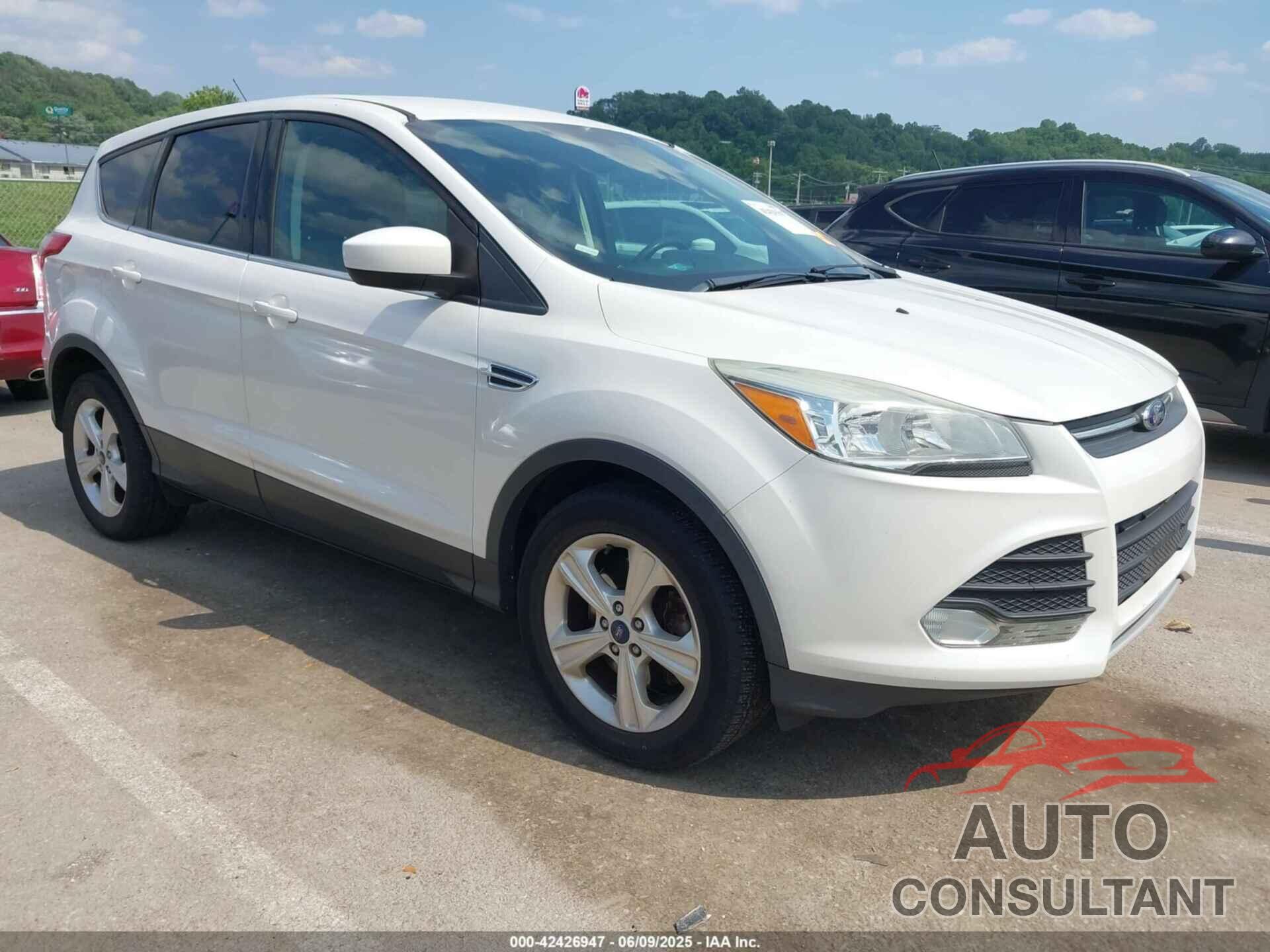 FORD ESCAPE 2015 - 1FMCU0G90FUB20450